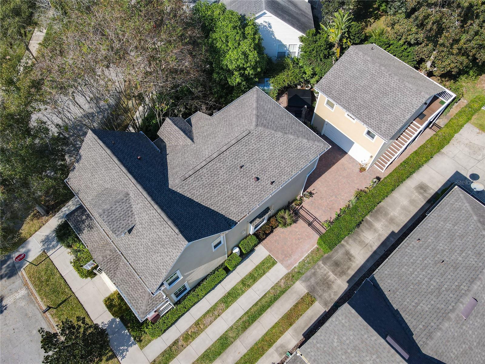 Image 9 of 94 For 1101 Banks Rose Court