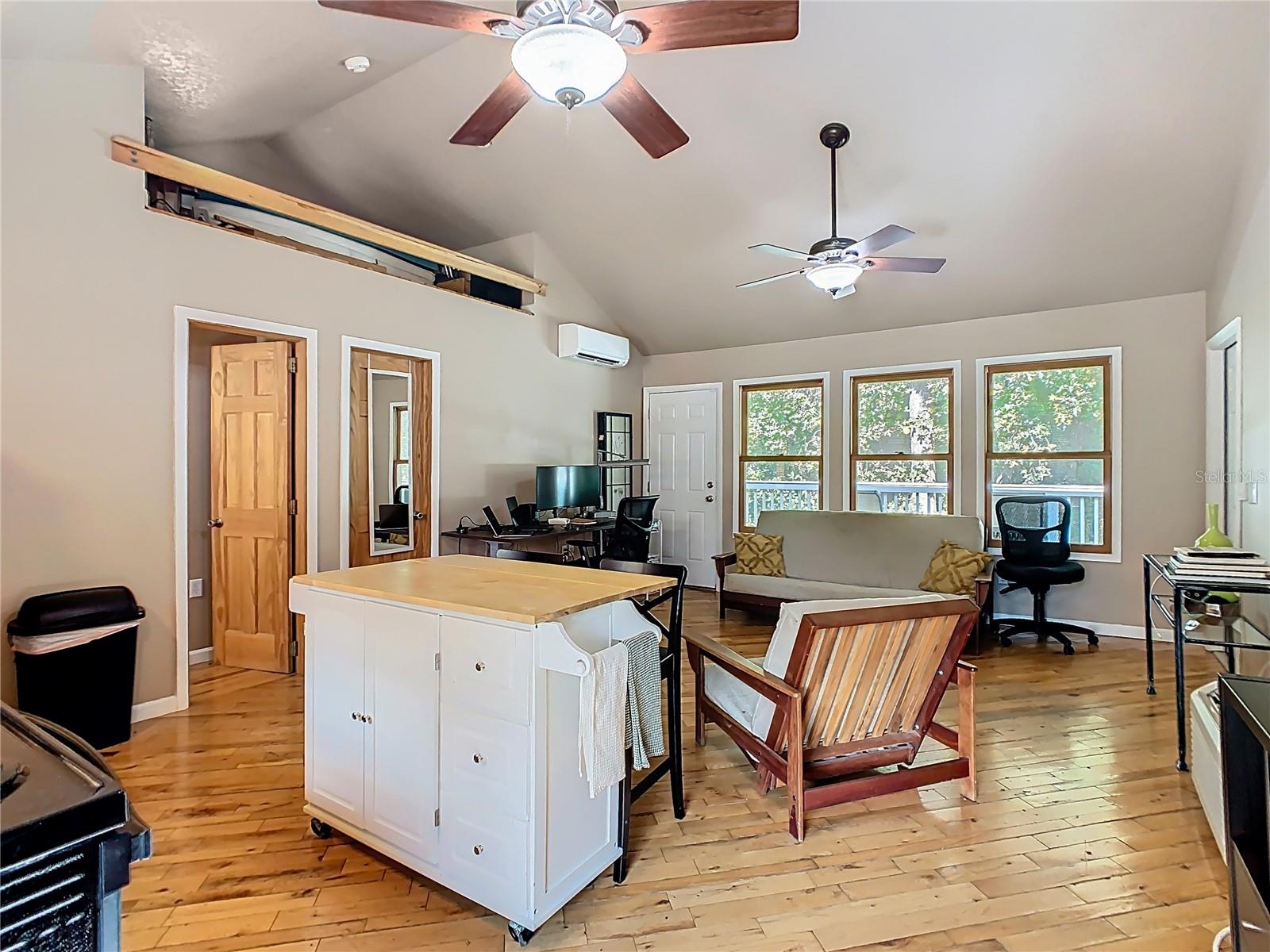 Image 91 of 94 For 1101 Banks Rose Court