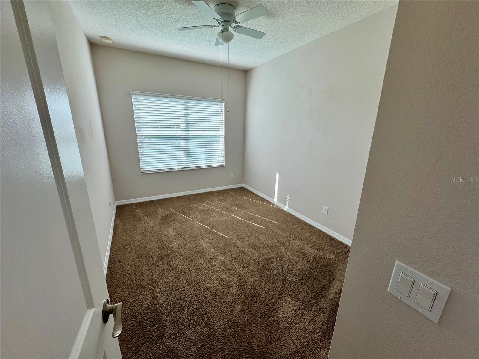 Image 28 of 35 For 7448 Leighside Drive