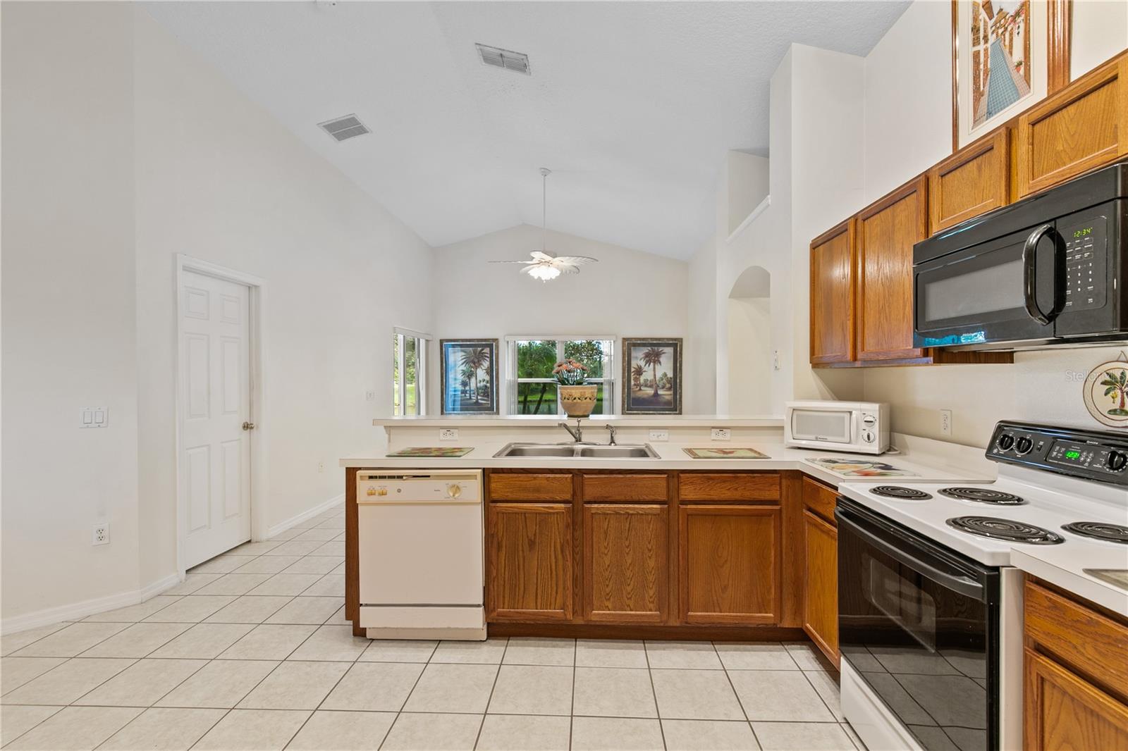 Image 26 of 29 For 109 Thornbury Drive