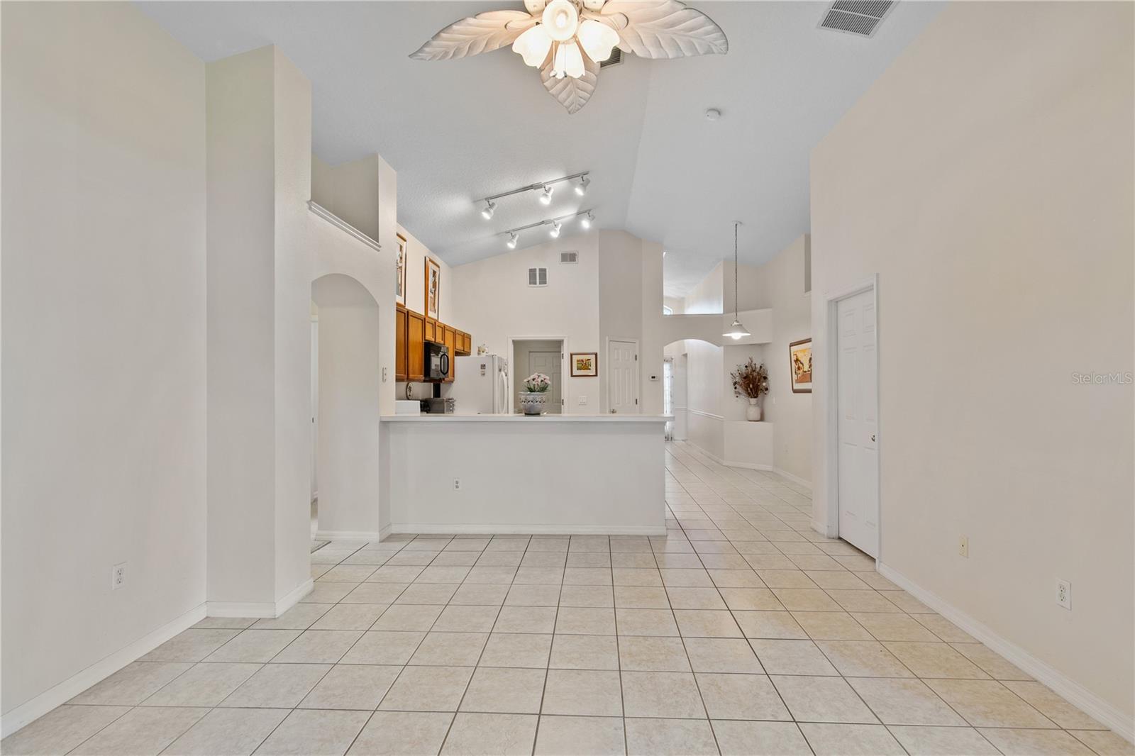 Image 28 of 29 For 109 Thornbury Drive