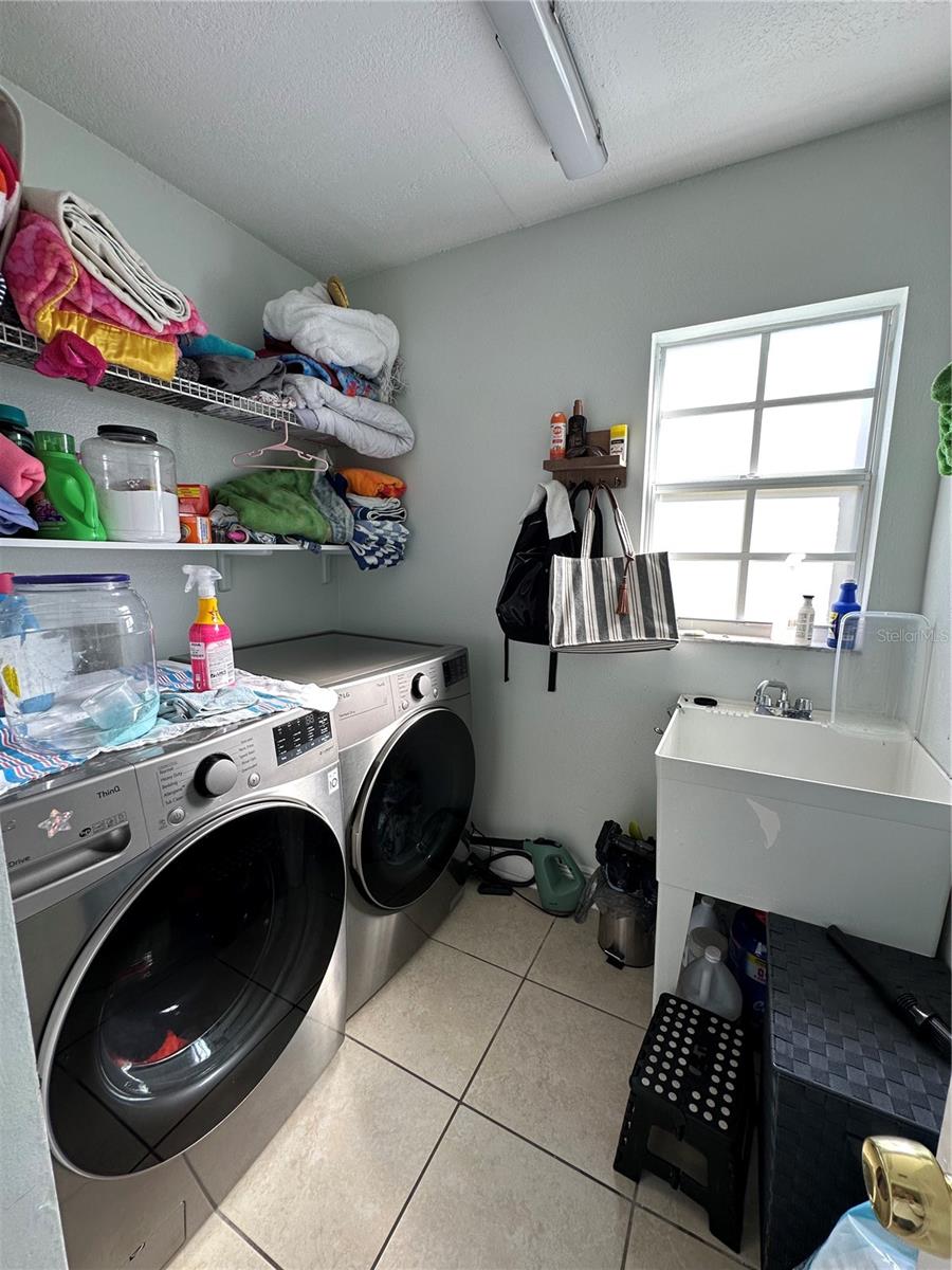 Image 18 of 20 For 8443 Port Lancashire Drive