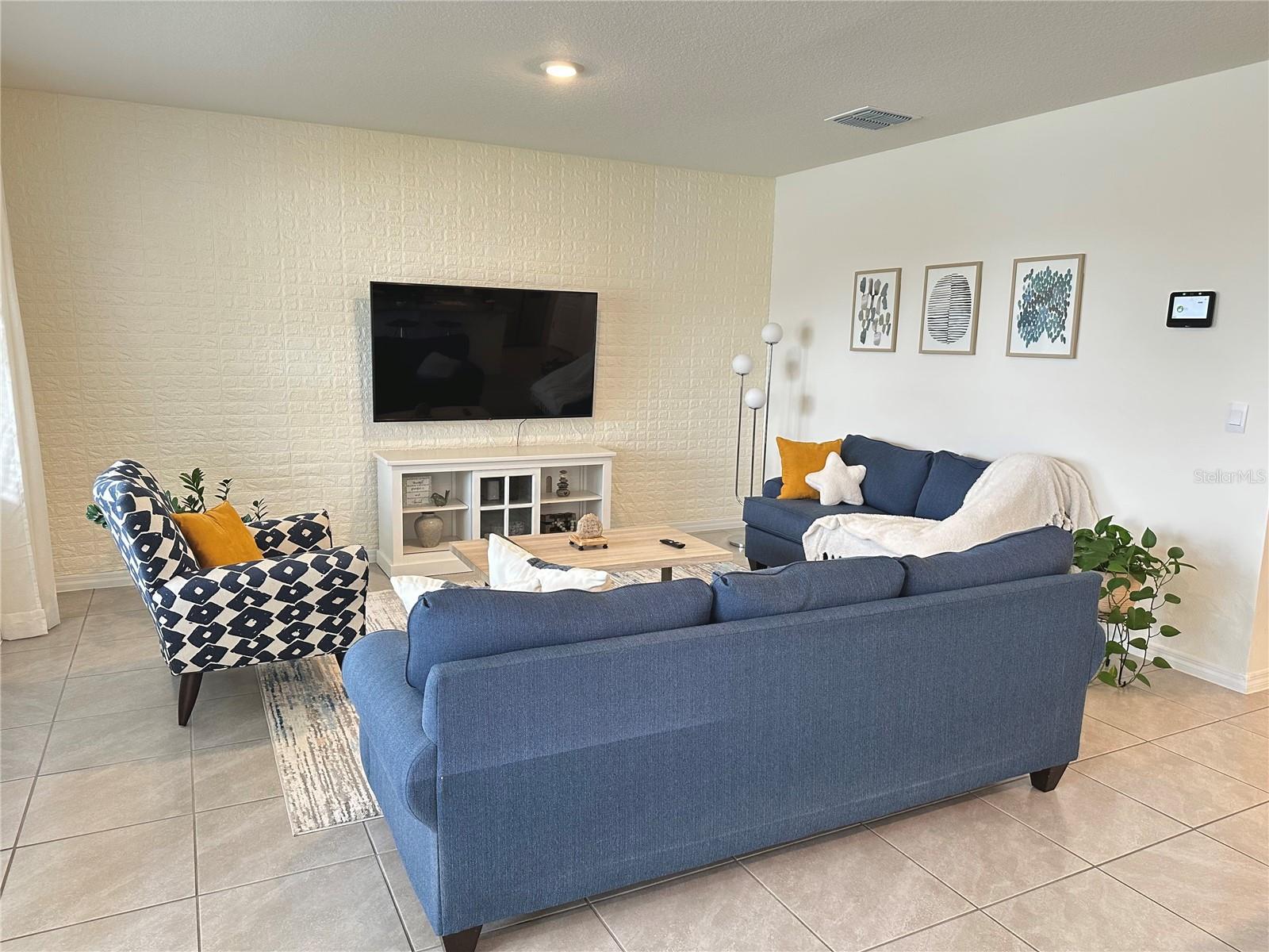 Image 11 of 19 For 1825 Juneberry Street