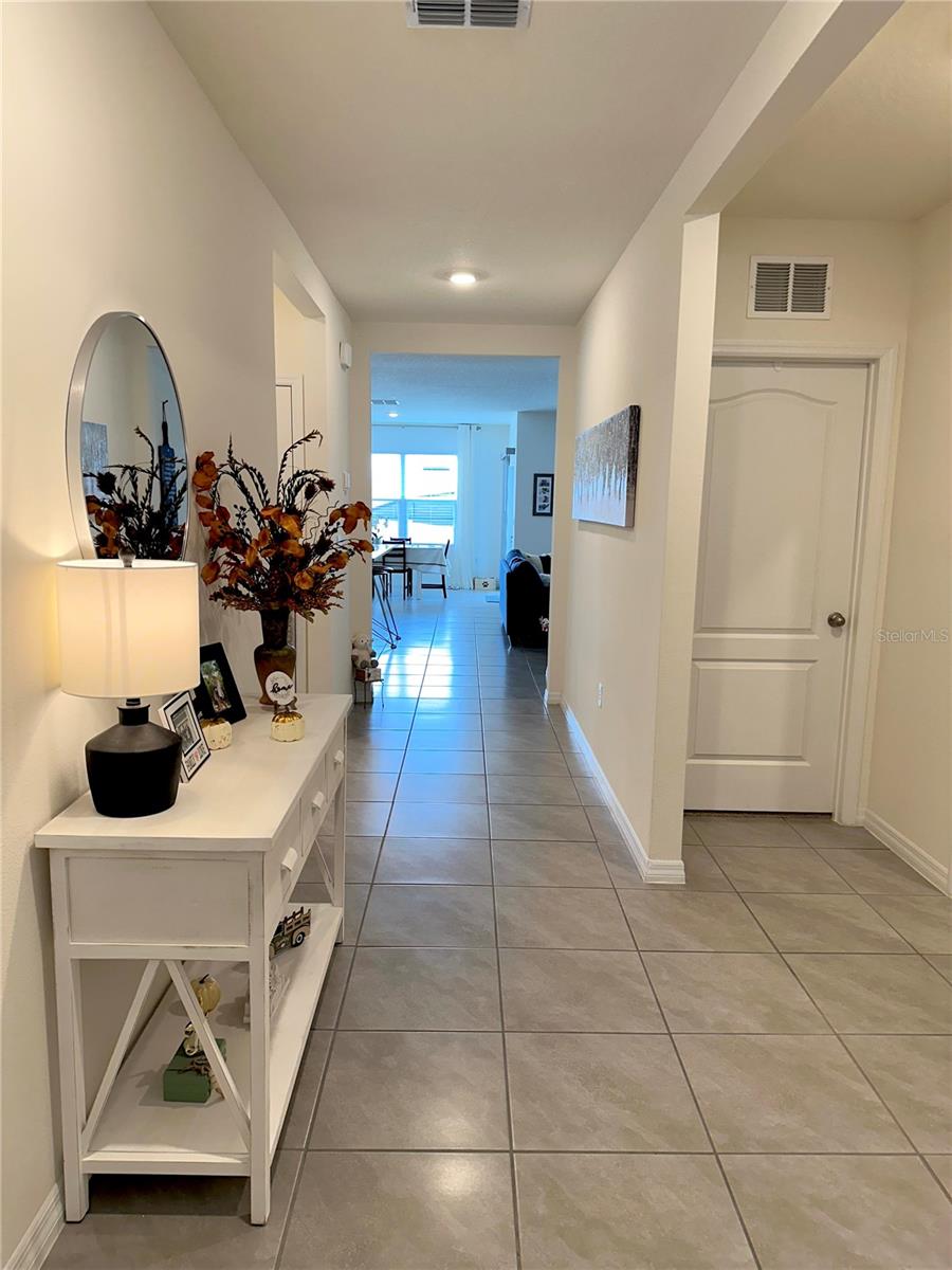 Image 4 of 19 For 1825 Juneberry Street