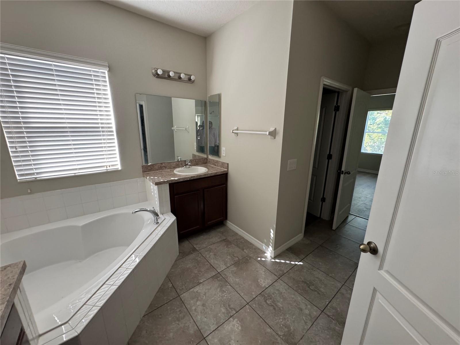 Image 20 of 35 For 2855 Running Brook Circle