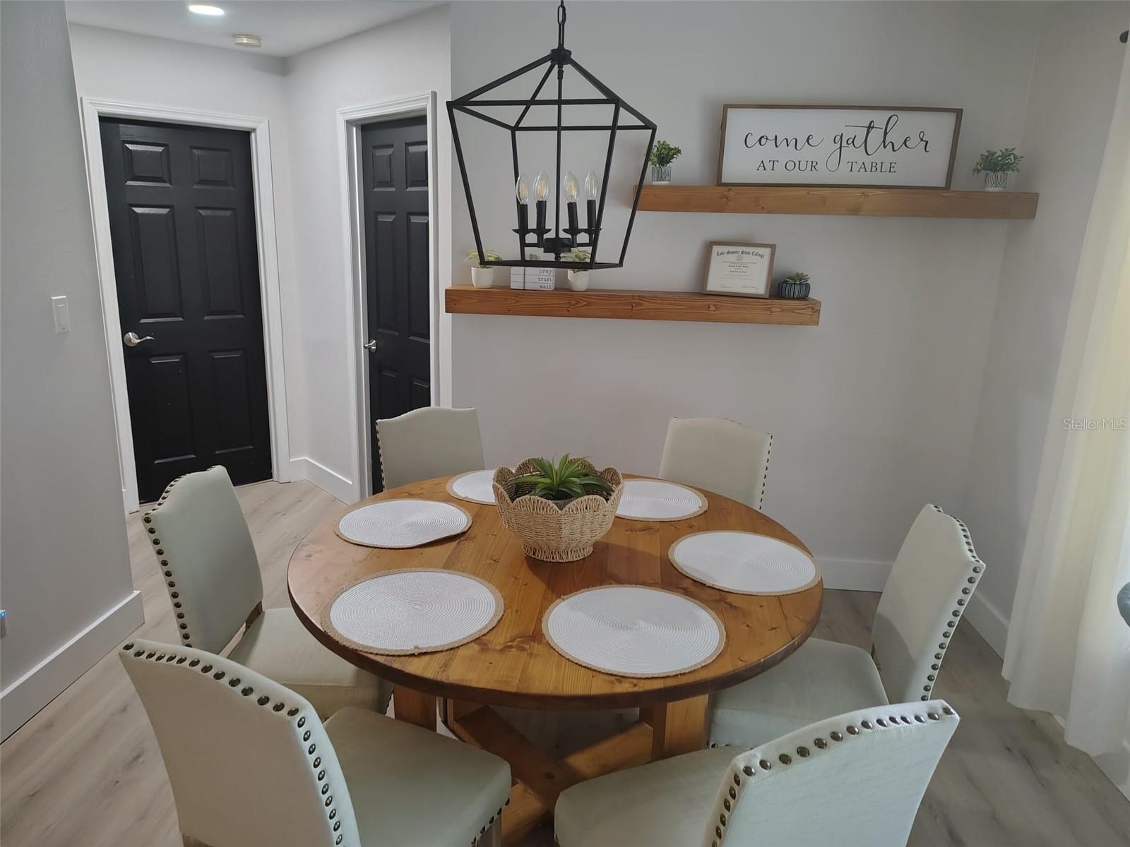 Image 9 of 13 For 14452 Greater Hills Boulevard