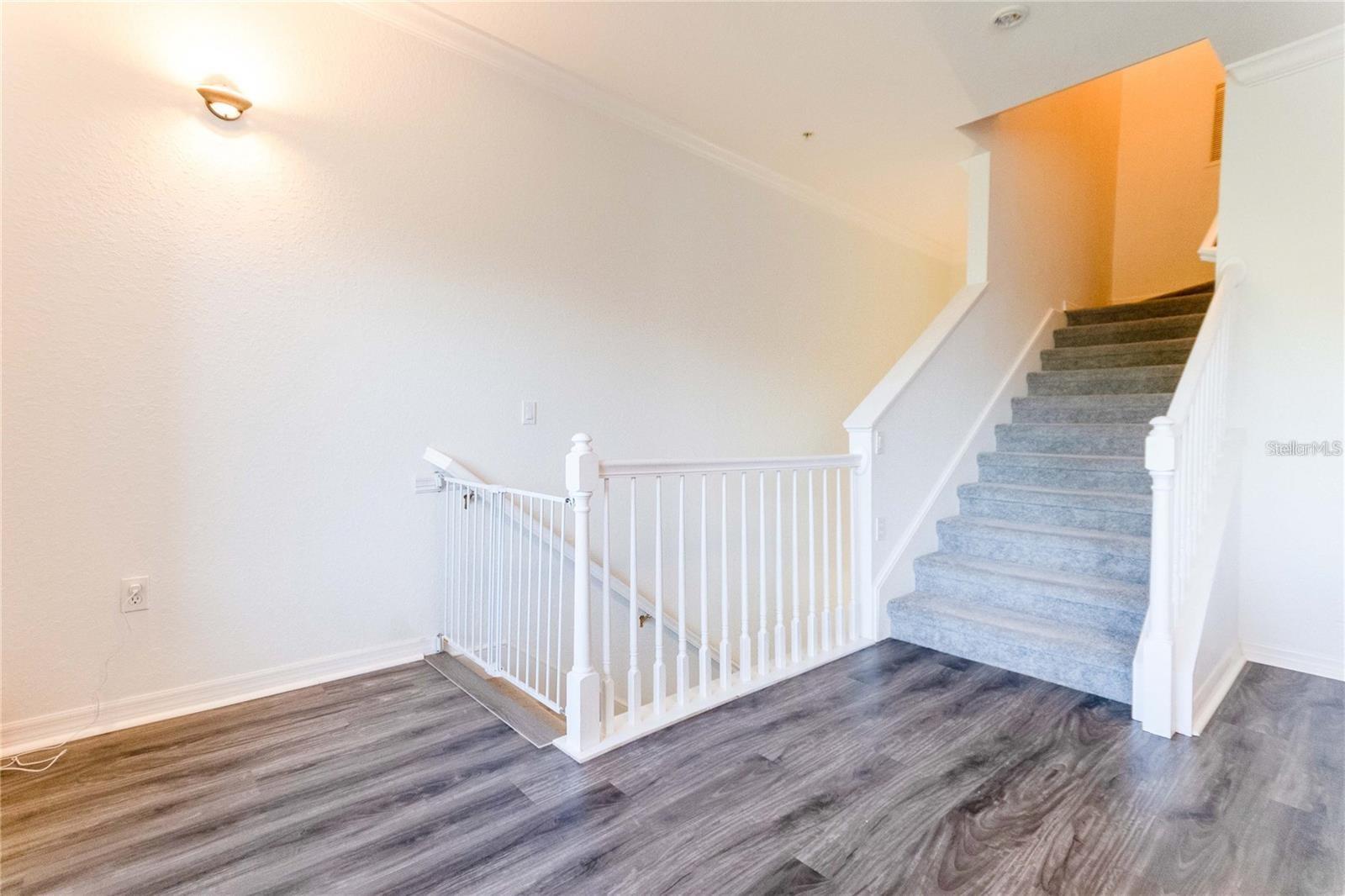 Image 7 of 47 For 3318 10th Lane W