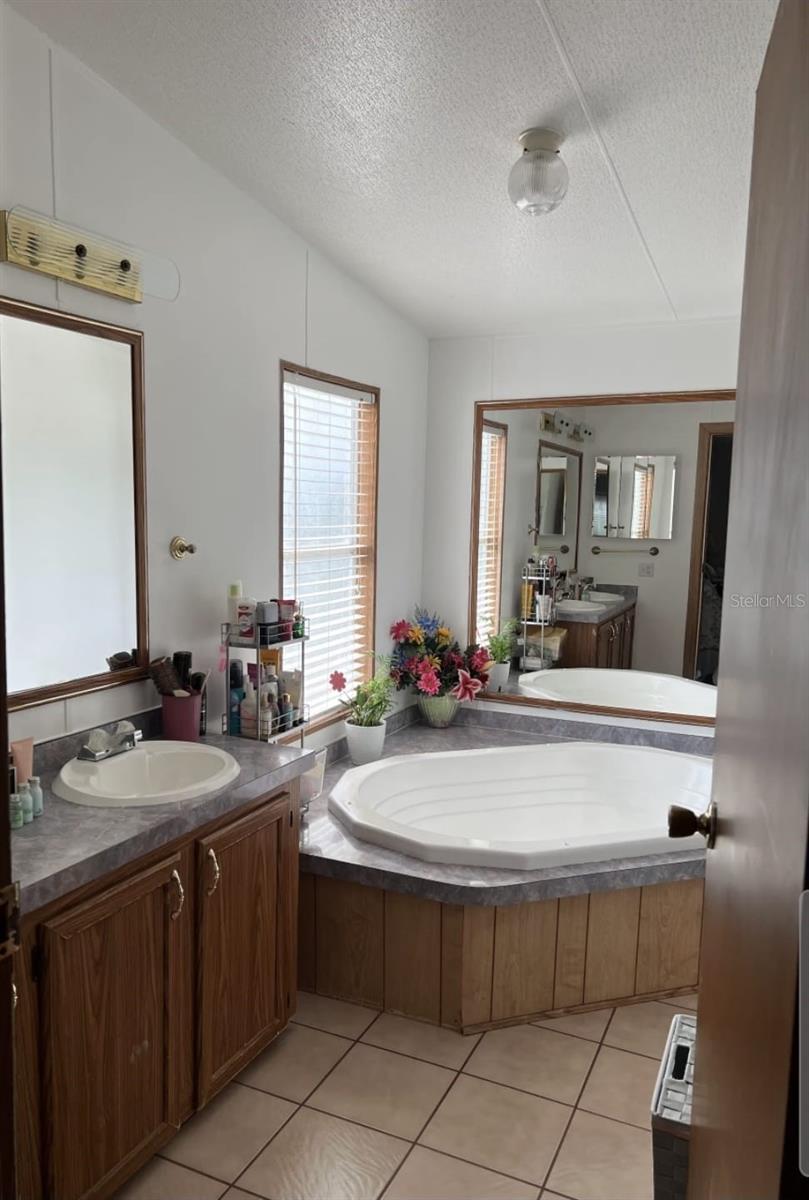 Image 15 of 18 For 2930 Appalachian Trail