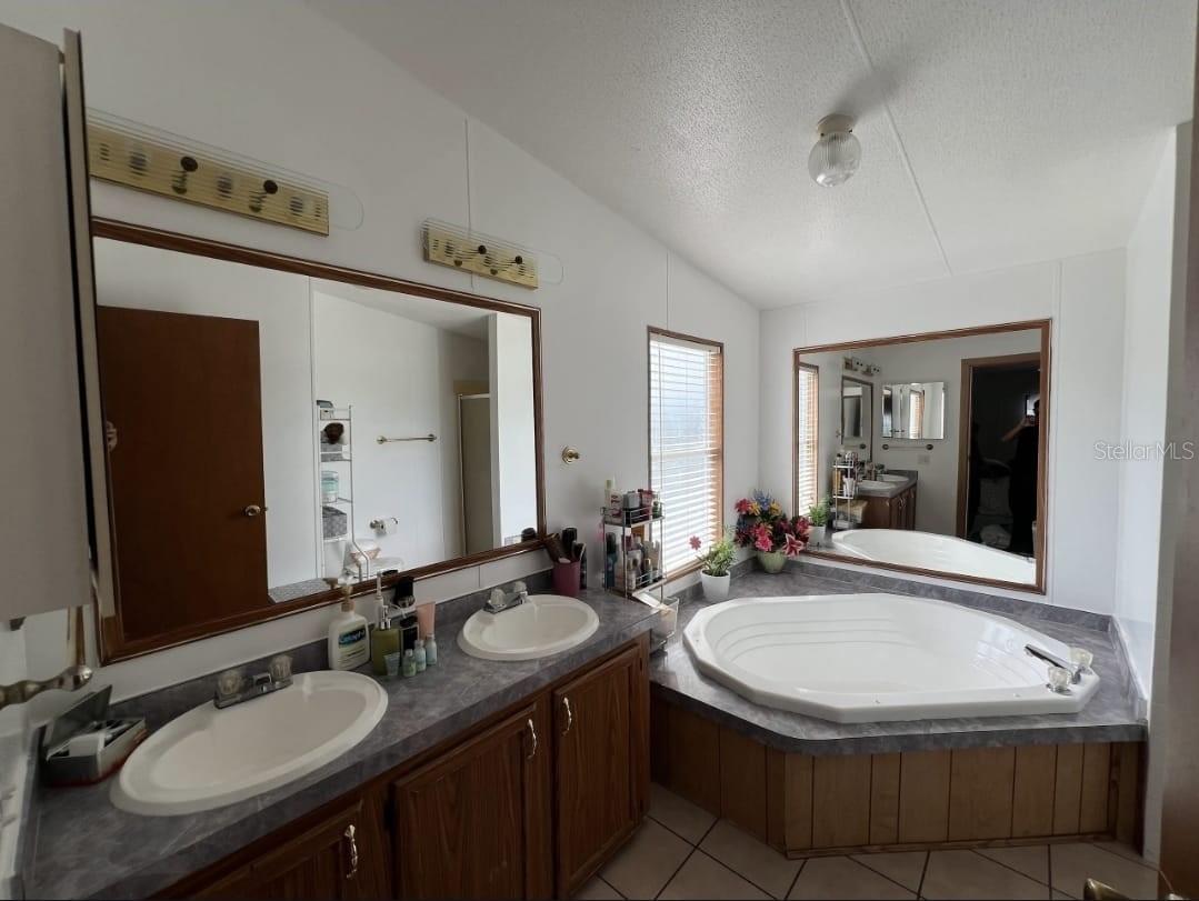 Image 16 of 18 For 2930 Appalachian Trail