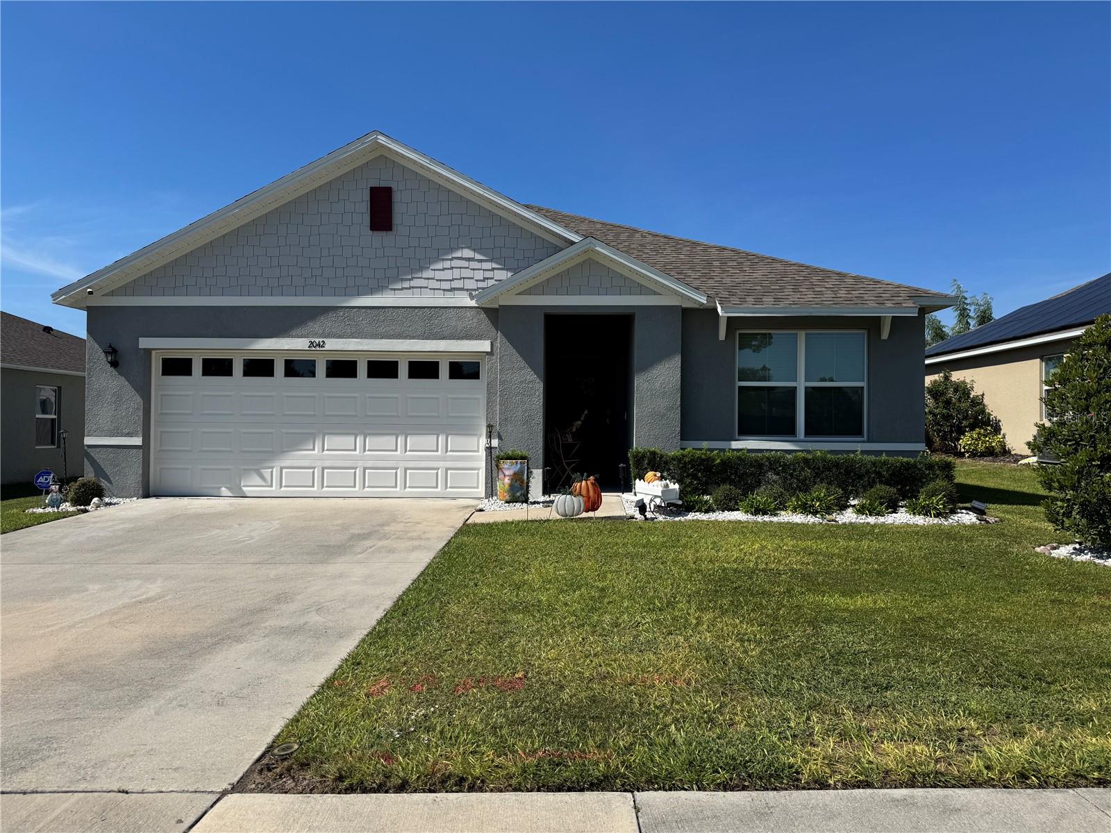 Details for 2042 Griffin Oaks Way, TAVARES, FL 32778