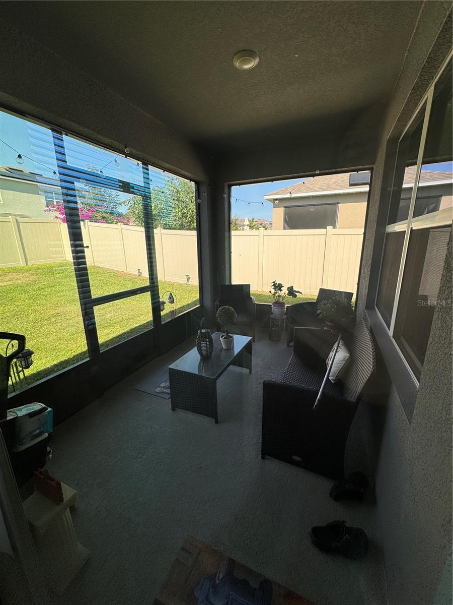 Image 7 of 21 For 2042 Griffin Oaks Way