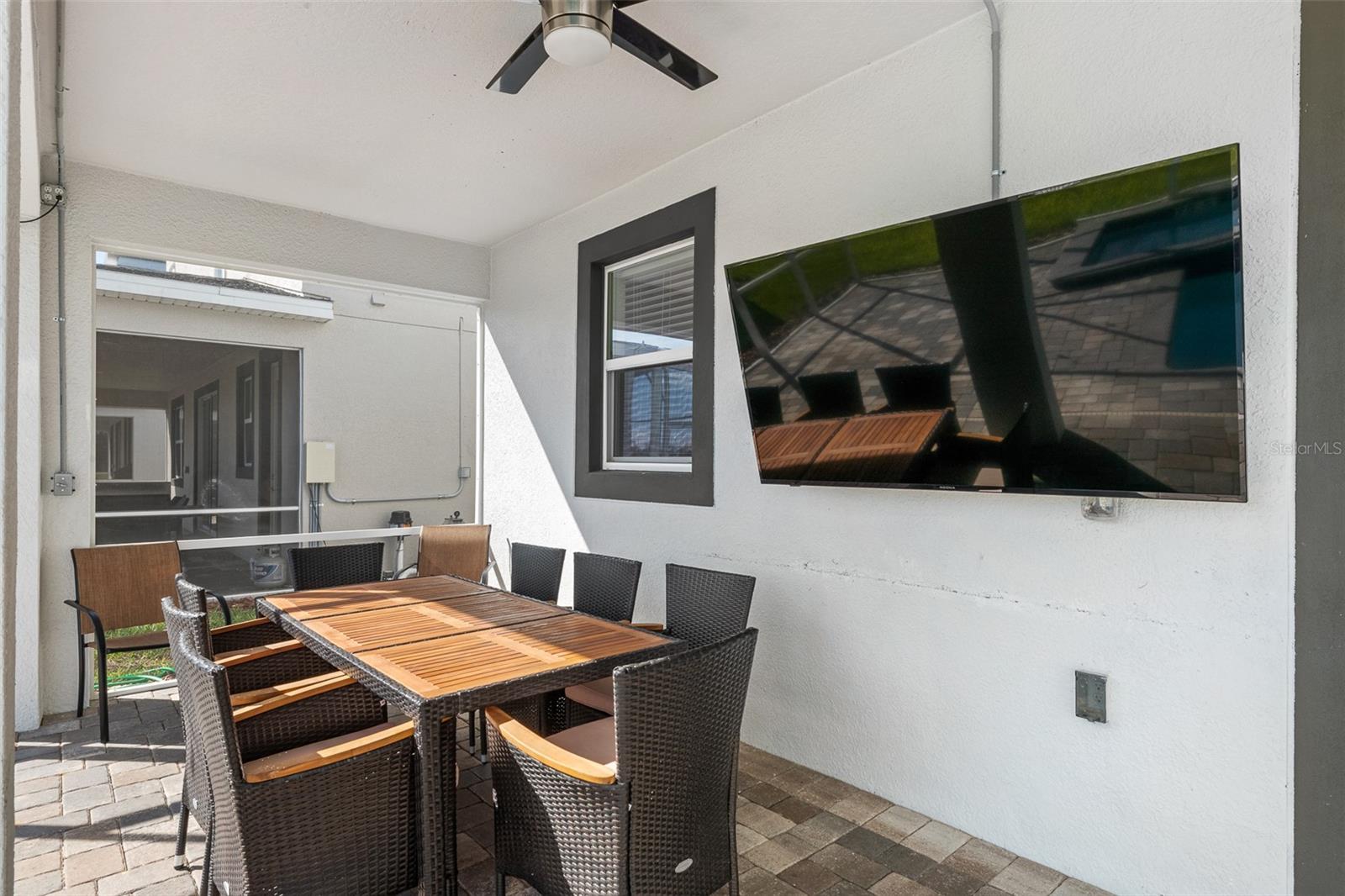 Image 17 of 48 For 913 Ocean Course Avenue