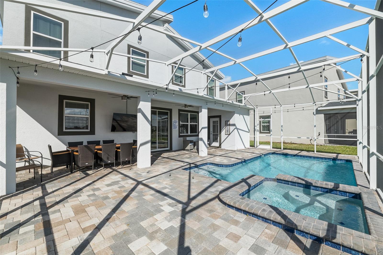 Image 19 of 48 For 913 Ocean Course Avenue