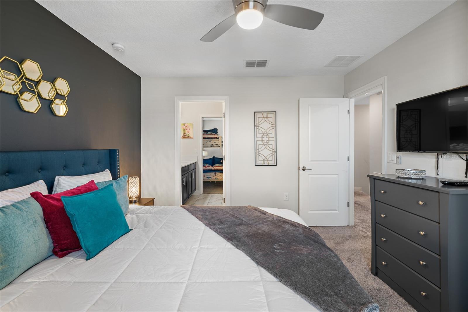 Image 28 of 48 For 913 Ocean Course Avenue