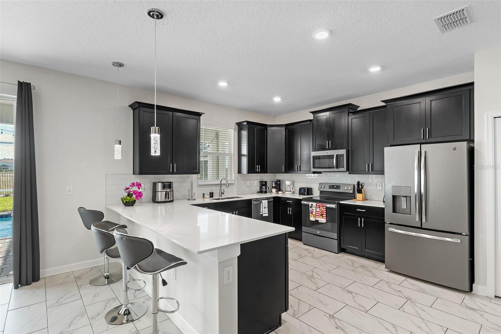 Image 4 of 48 For 913 Ocean Course Avenue