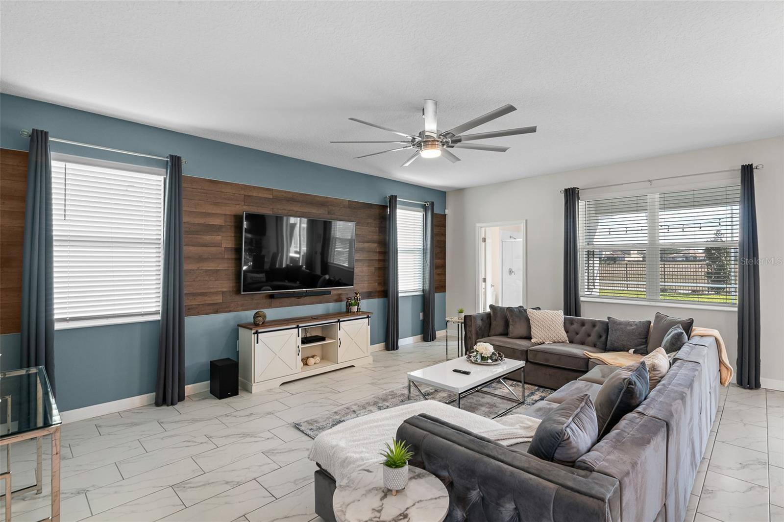 Image 7 of 48 For 913 Ocean Course Avenue