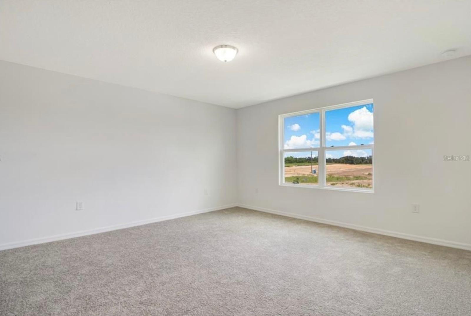 Image 17 of 32 For 855 Grandin Street