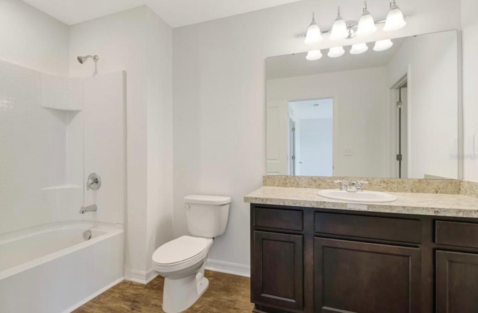 Image 22 of 32 For 855 Grandin Street