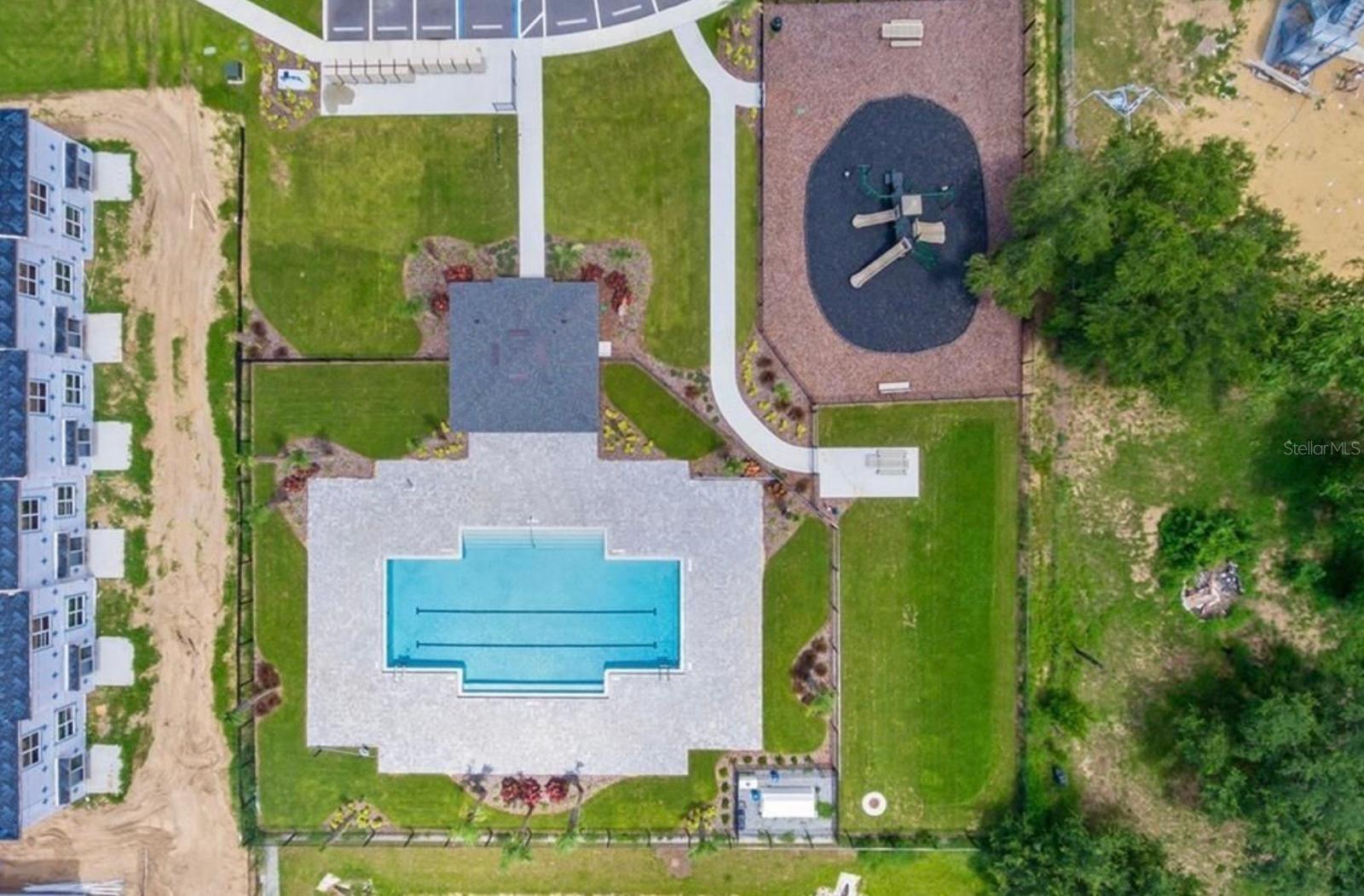 Image 26 of 32 For 855 Grandin Street