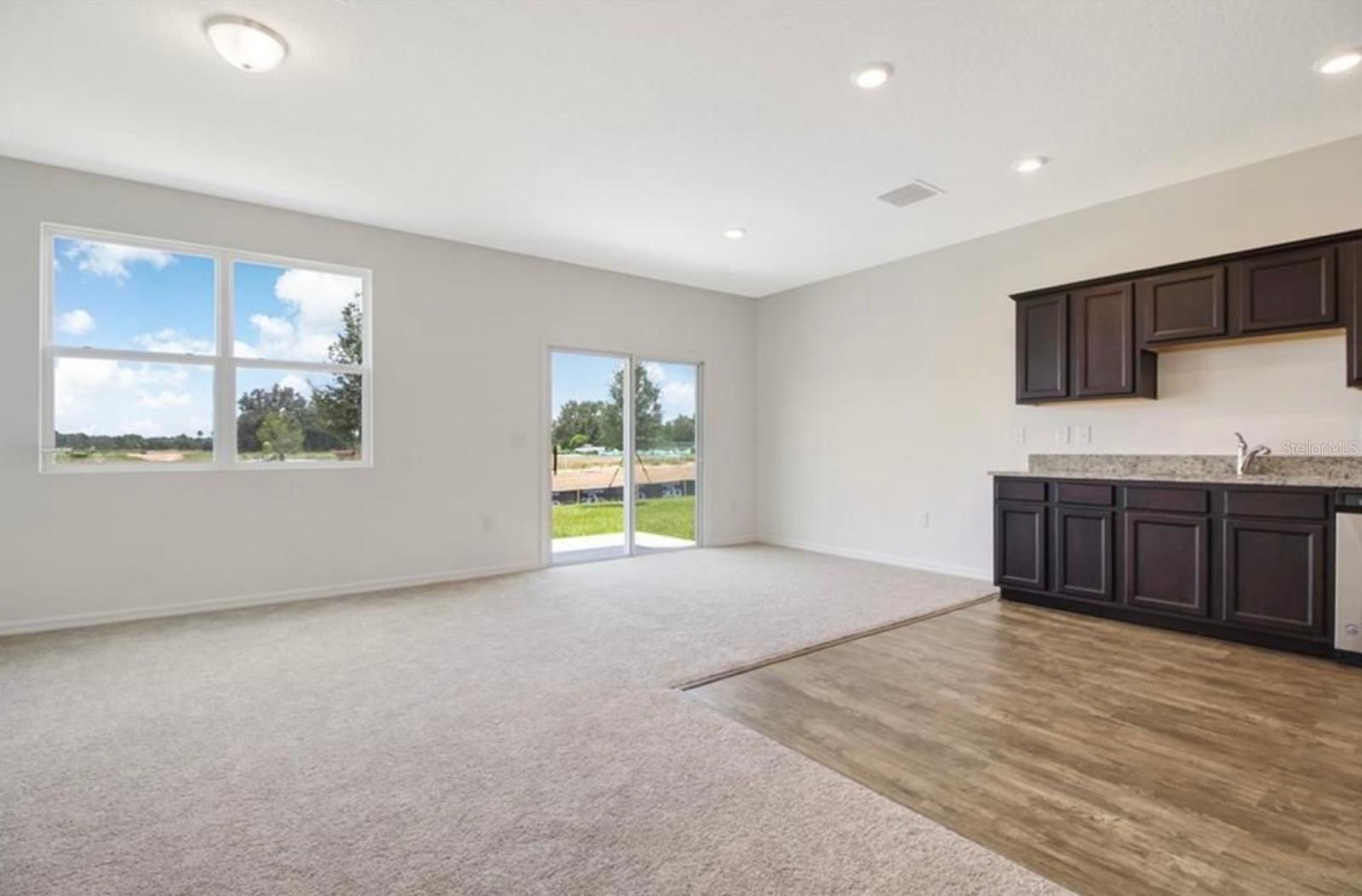 Image 5 of 32 For 855 Grandin Street