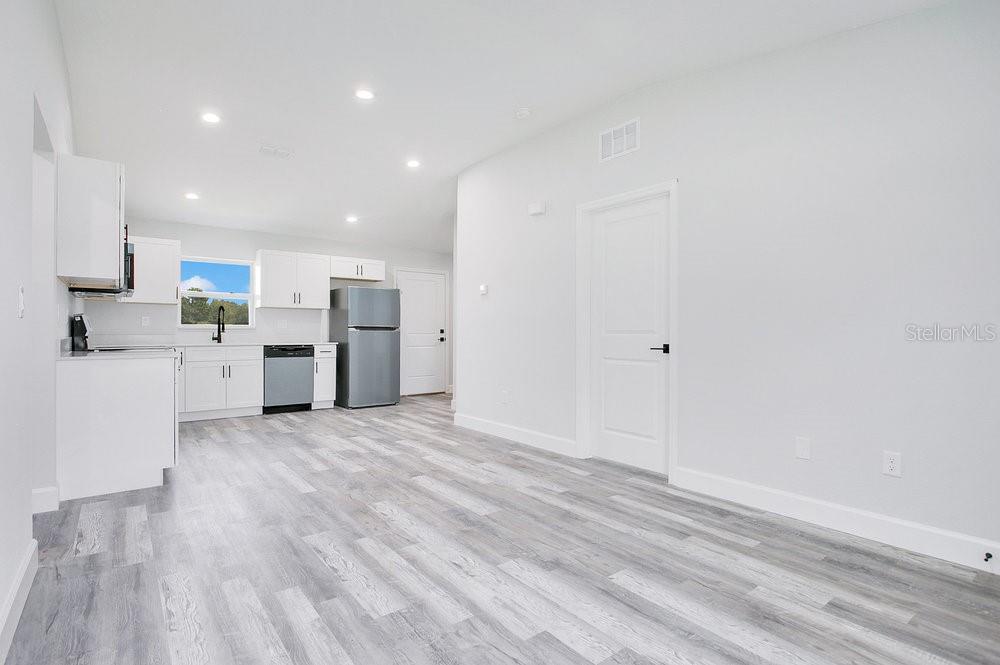 Image 11 of 13 For 27 Pine Trace Run