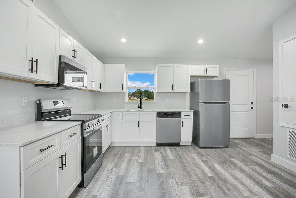 Image 5 of 13 For 27 Pine Trace Run