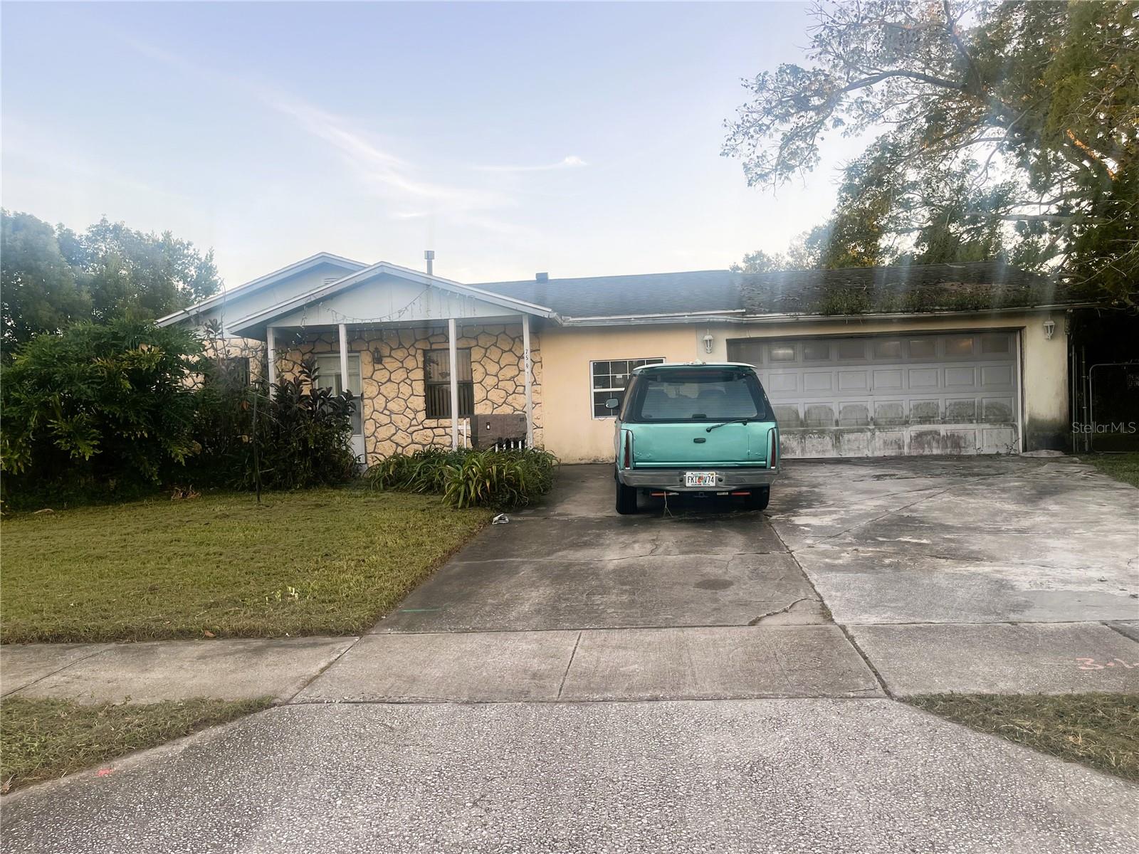 Listing Details for 7504 Stratford Boulevard, ORLANDO, FL 32807