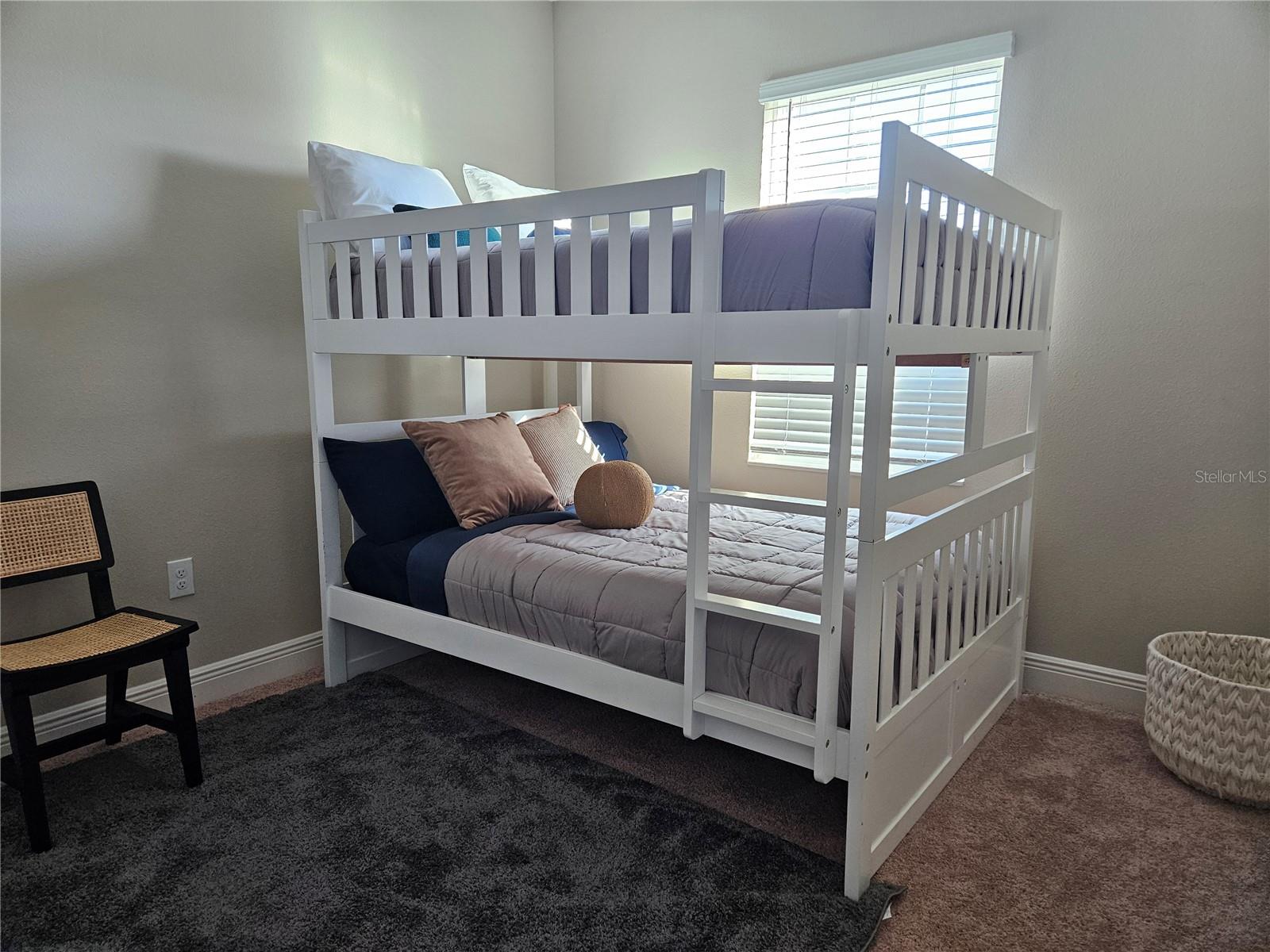 Image 10 of 15 For 7853 Somersworth Drive