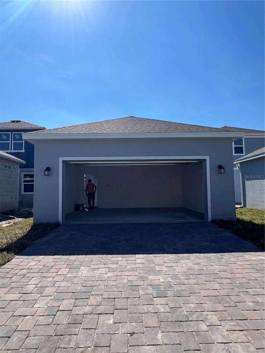 Image 3 of 26 For 716 Squire Avenue