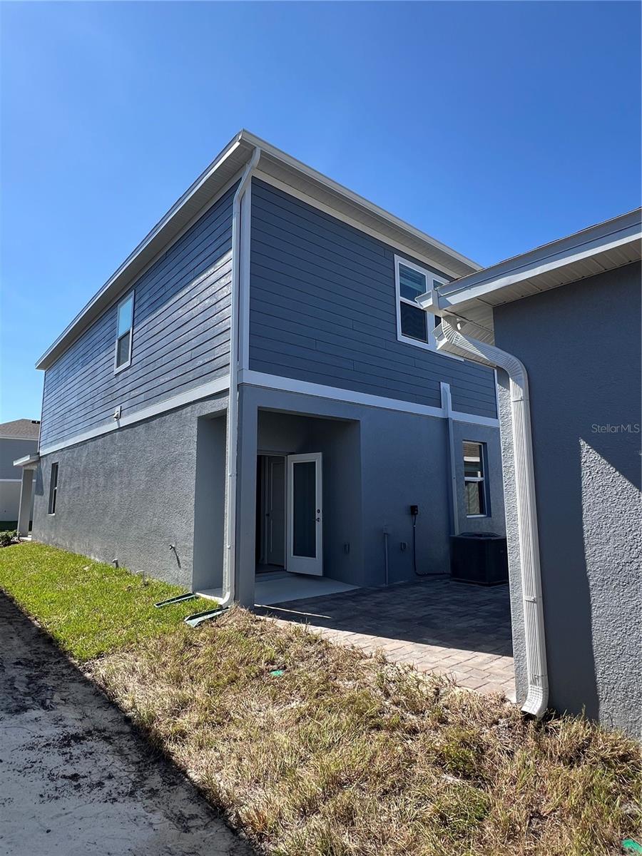 Image 5 of 26 For 716 Squire Avenue