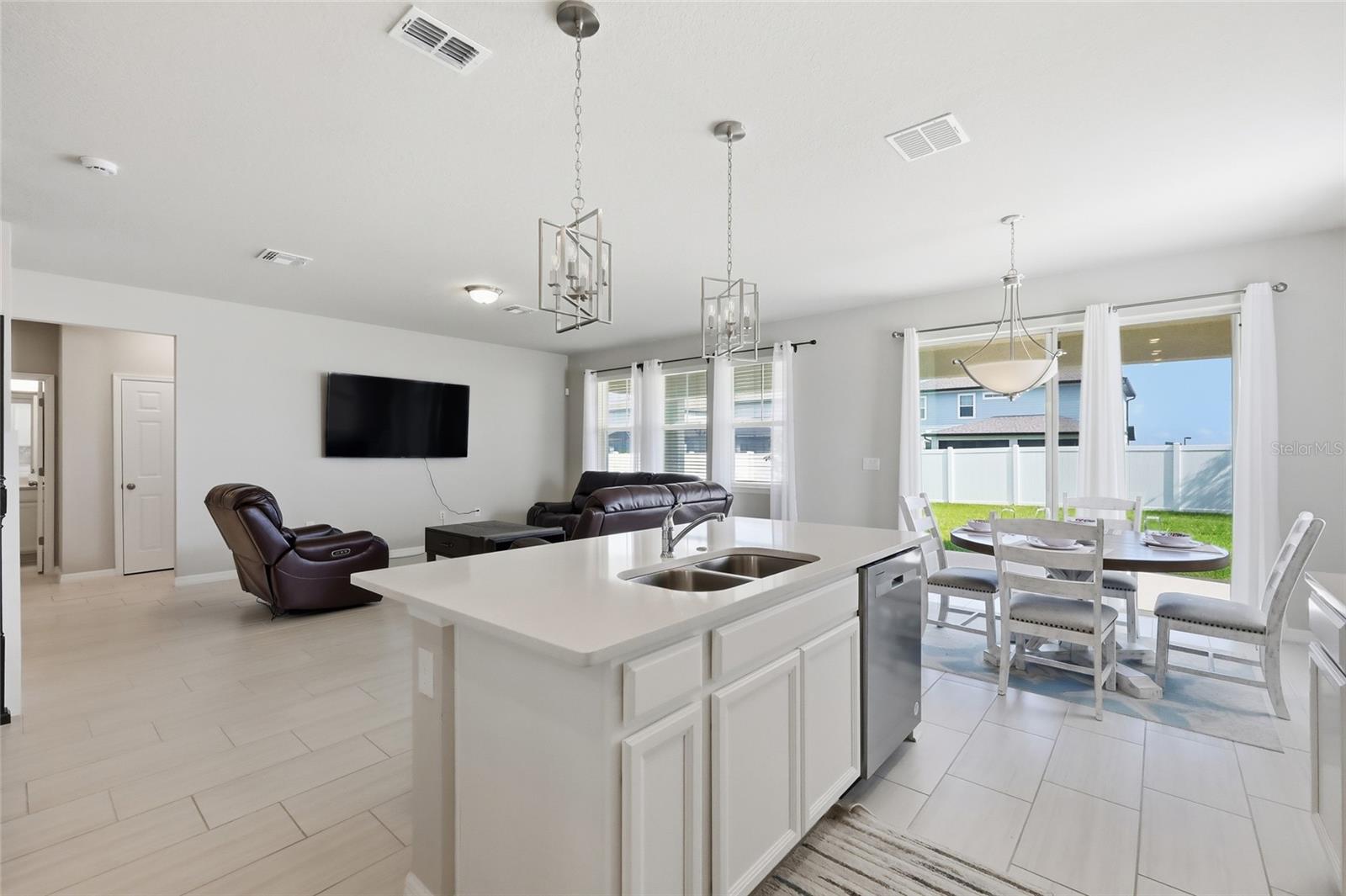 Image 30 of 66 For 2252 Crossbow Street