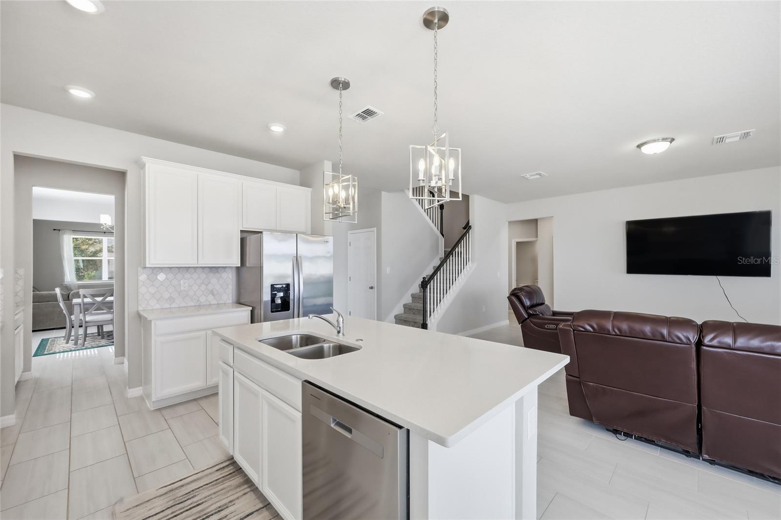 Image 32 of 66 For 2252 Crossbow Street