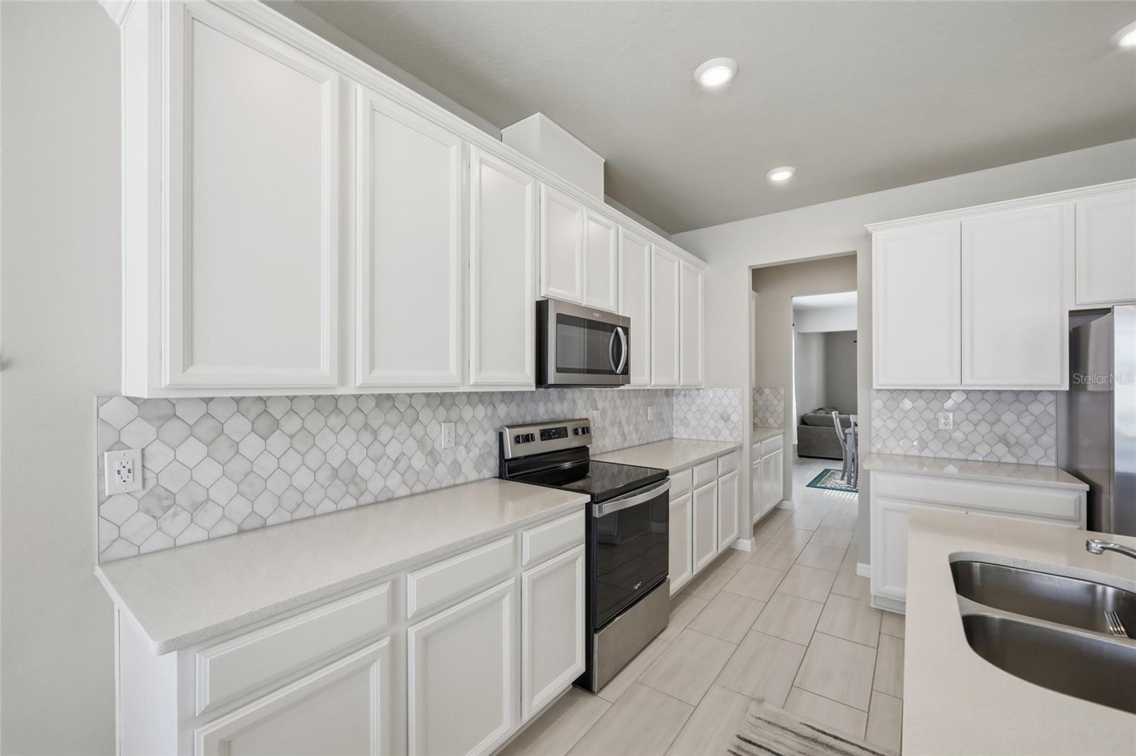 Image 33 of 66 For 2252 Crossbow Street