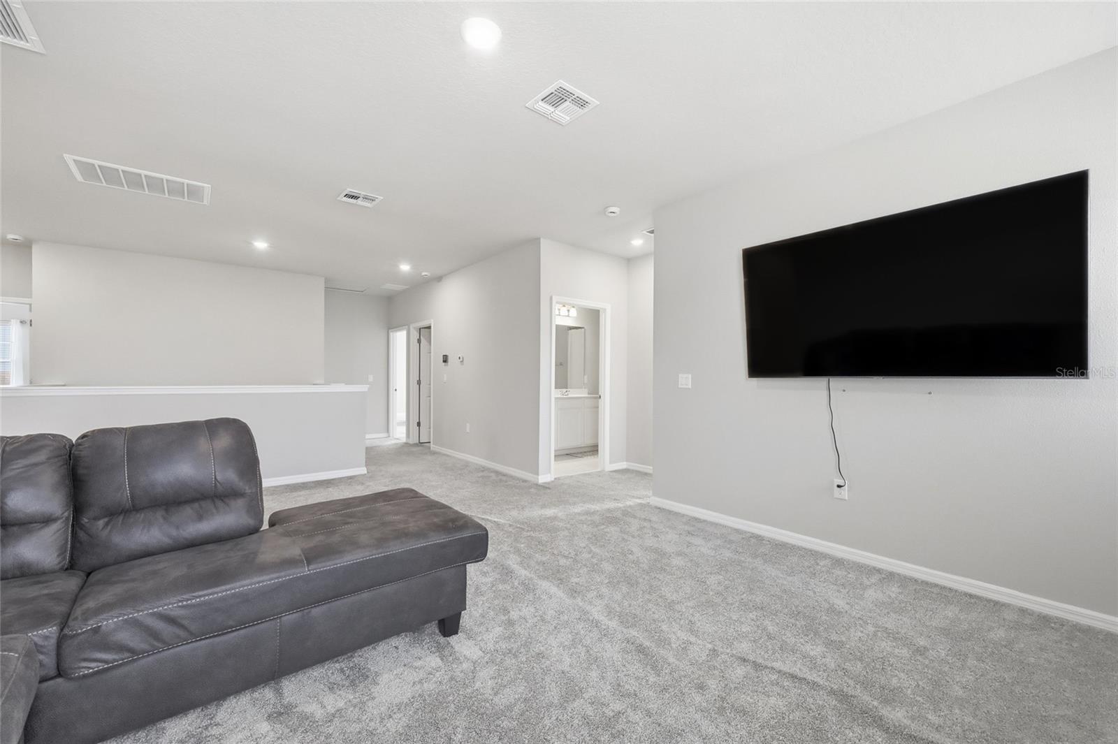 Image 44 of 66 For 2252 Crossbow Street