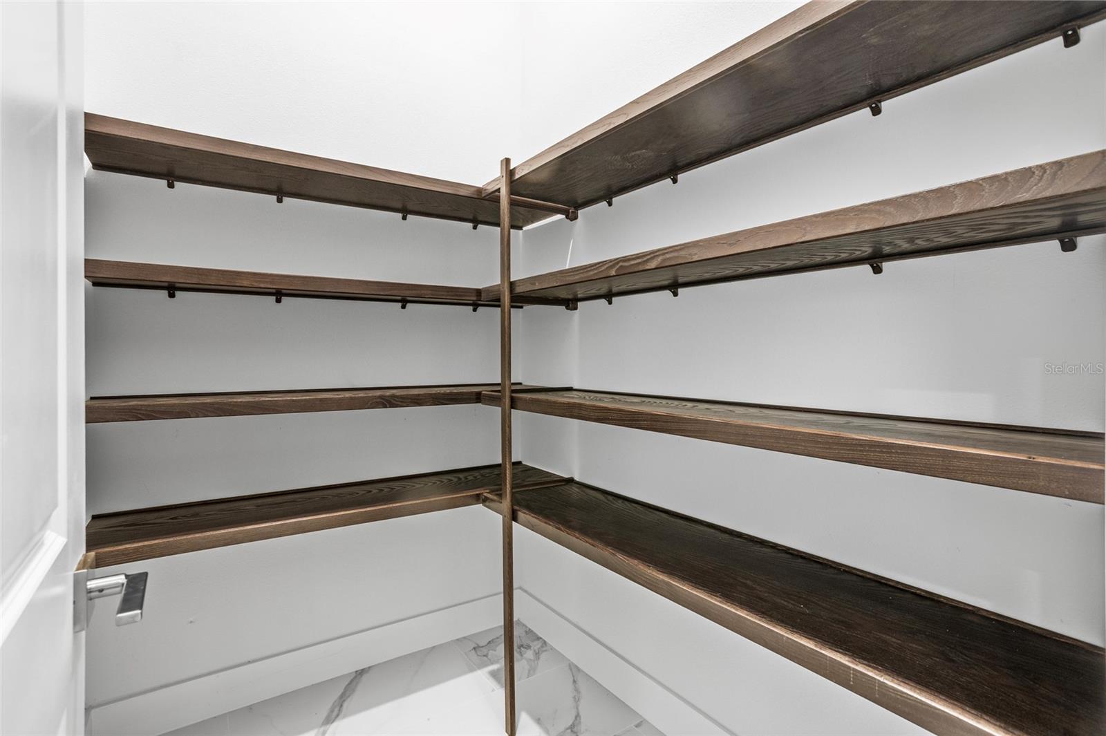 Image 13 of 74 For 9752 Laurel Berry Drive