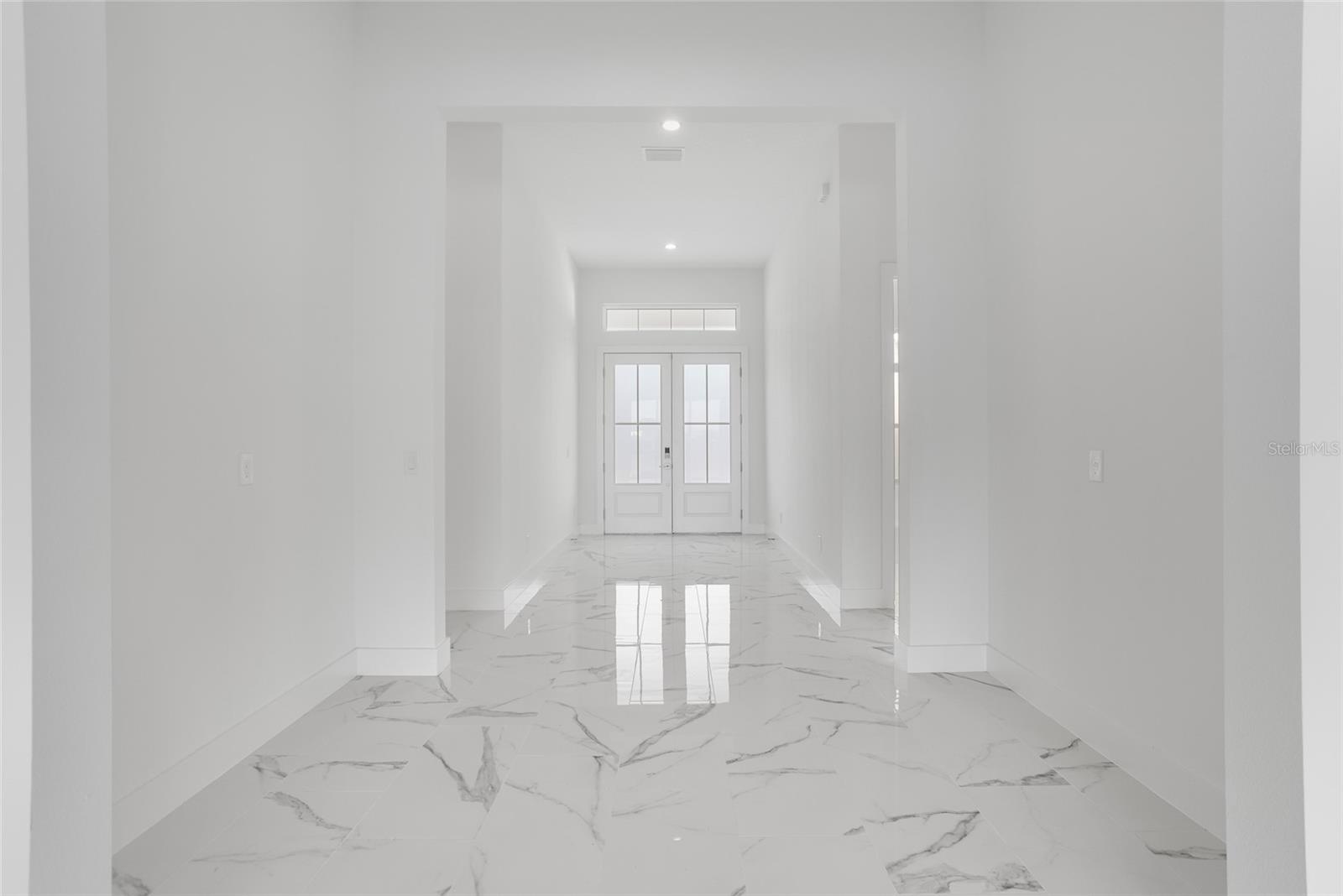 Image 25 of 74 For 9752 Laurel Berry Drive