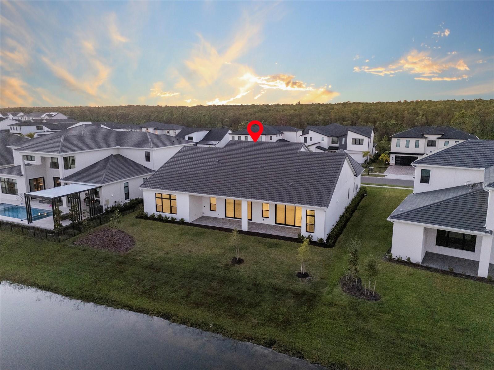 Image 40 of 74 For 9752 Laurel Berry Drive