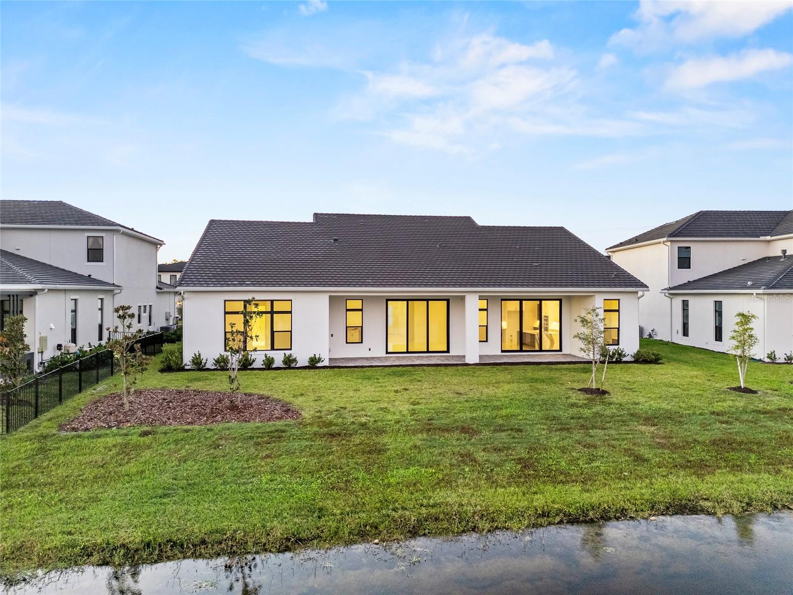 Image 50 of 74 For 9752 Laurel Berry Drive