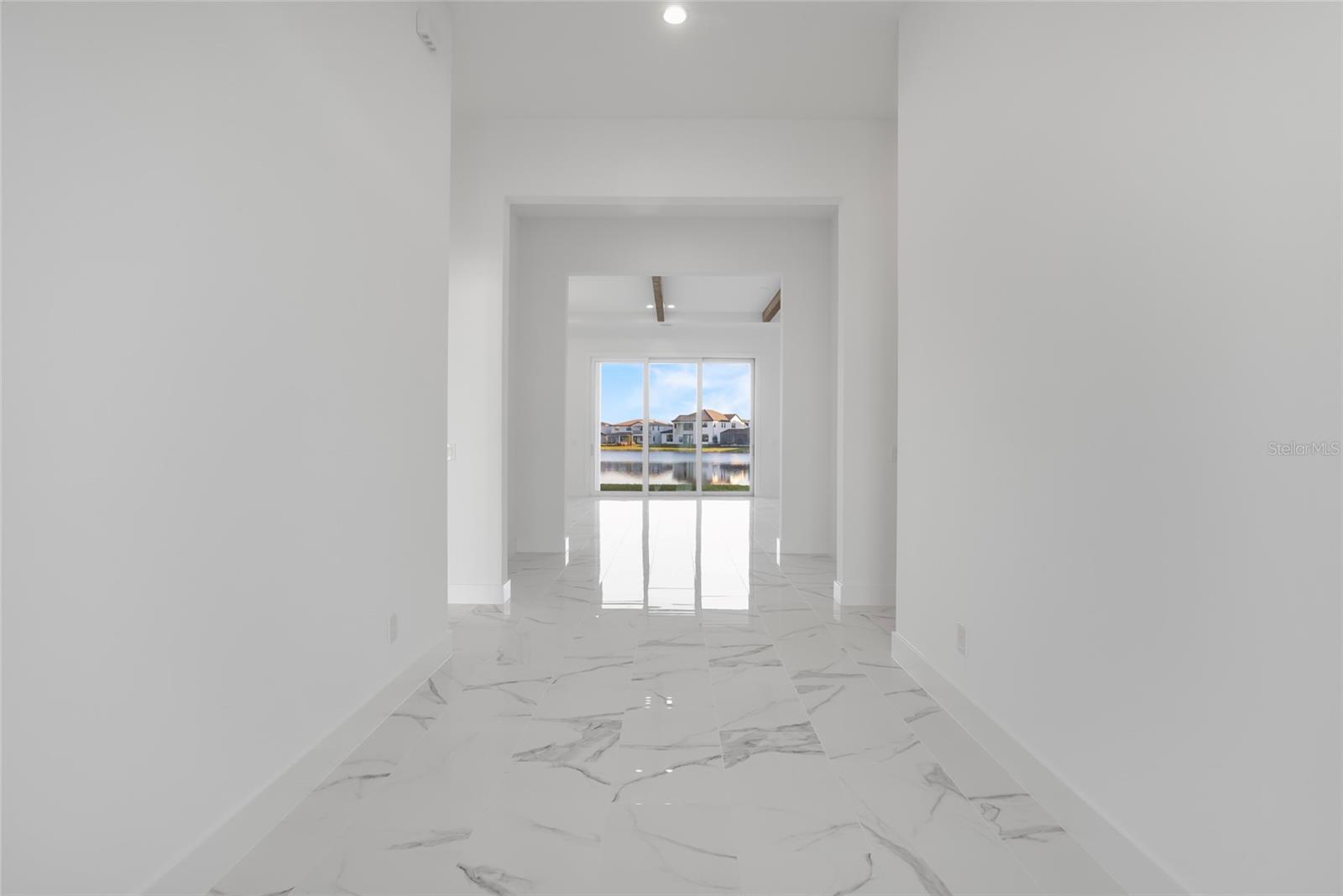 Image 6 of 74 For 9752 Laurel Berry Drive