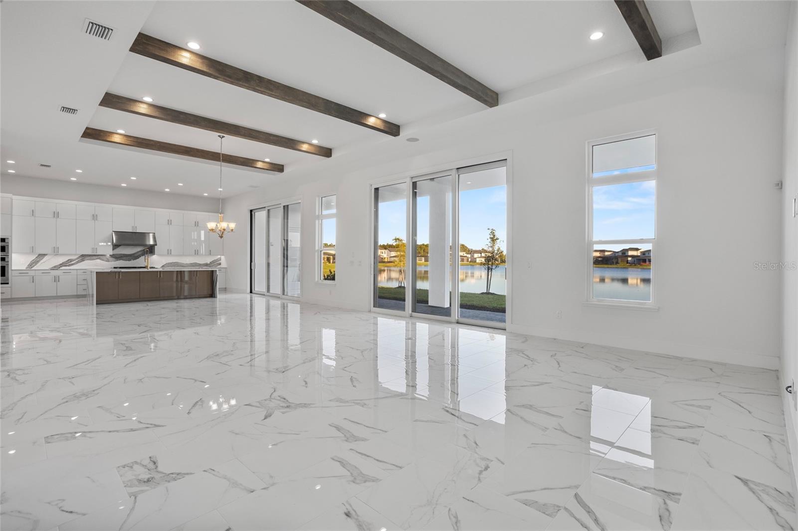 Image 7 of 74 For 9752 Laurel Berry Drive