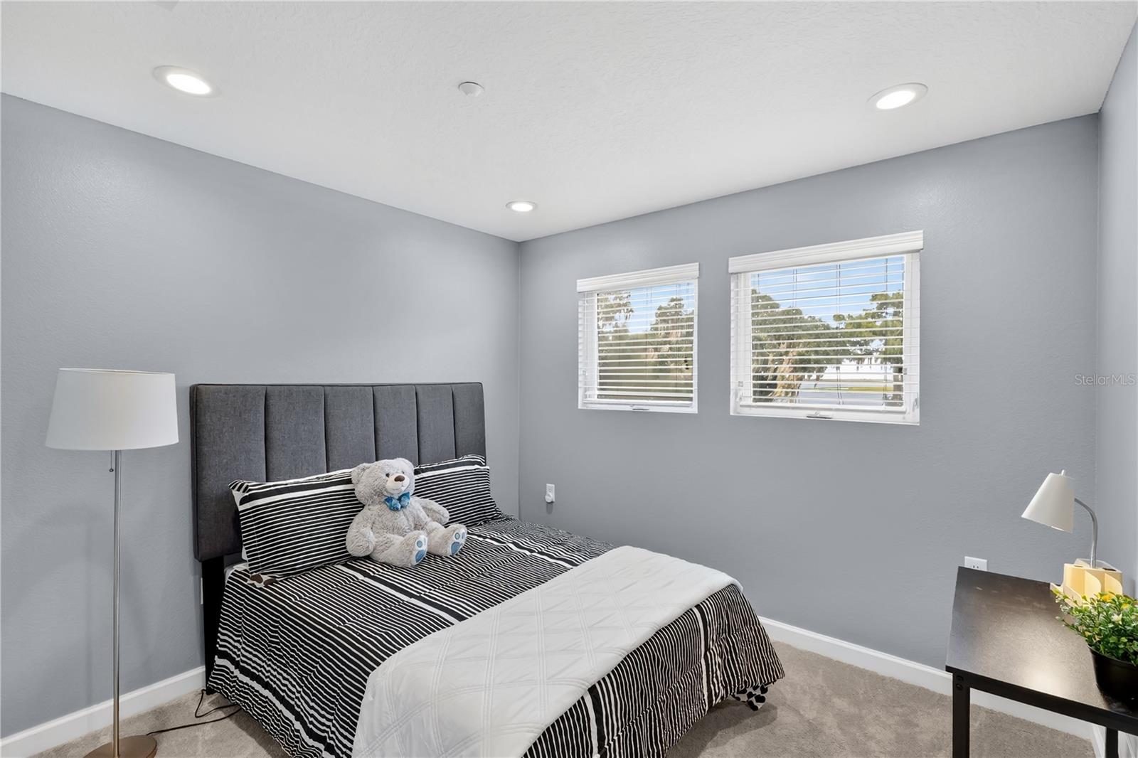 Image 27 of 56 For 1604 Regal Cove Court