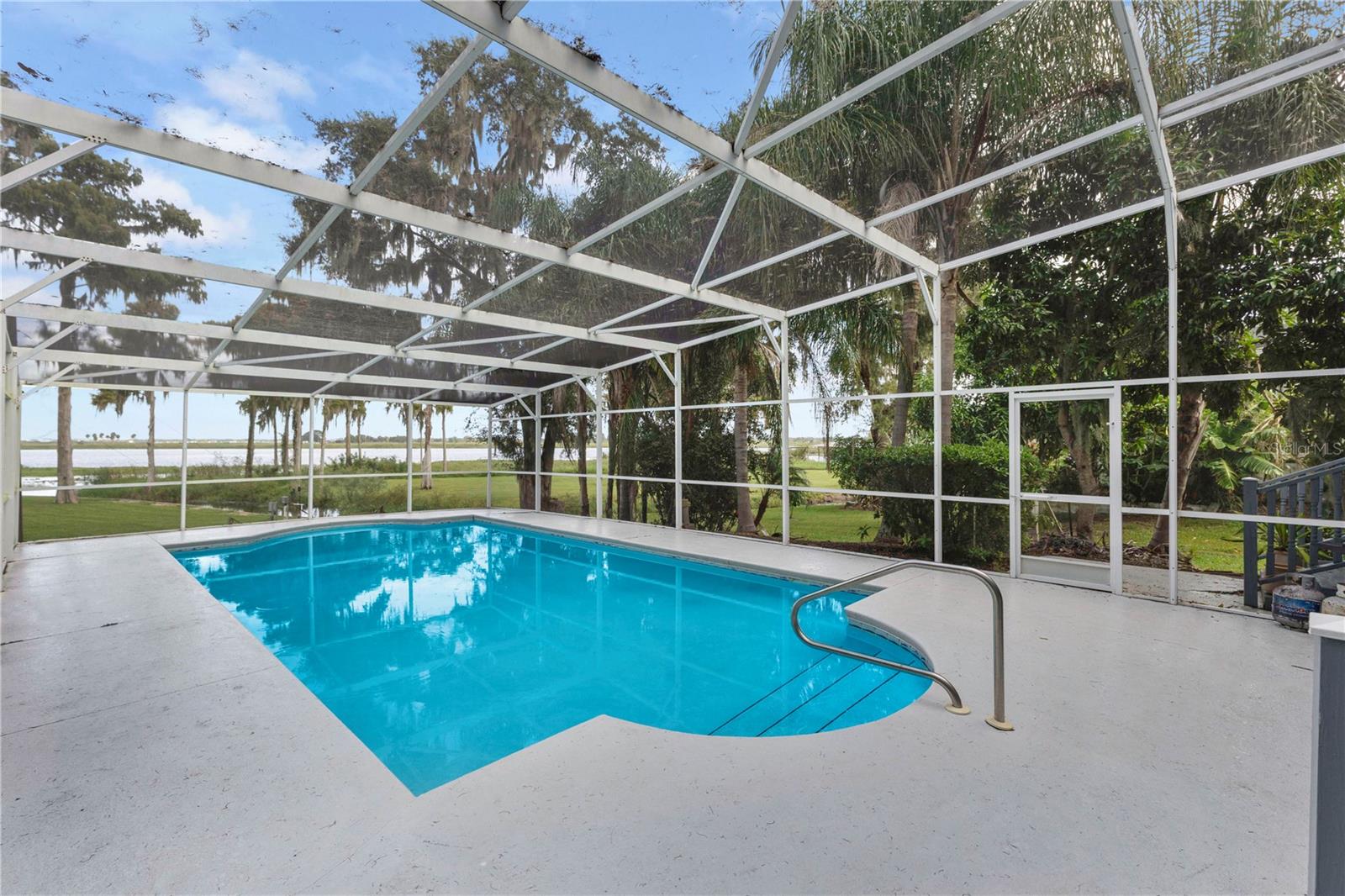 Image 33 of 56 For 1604 Regal Cove Court