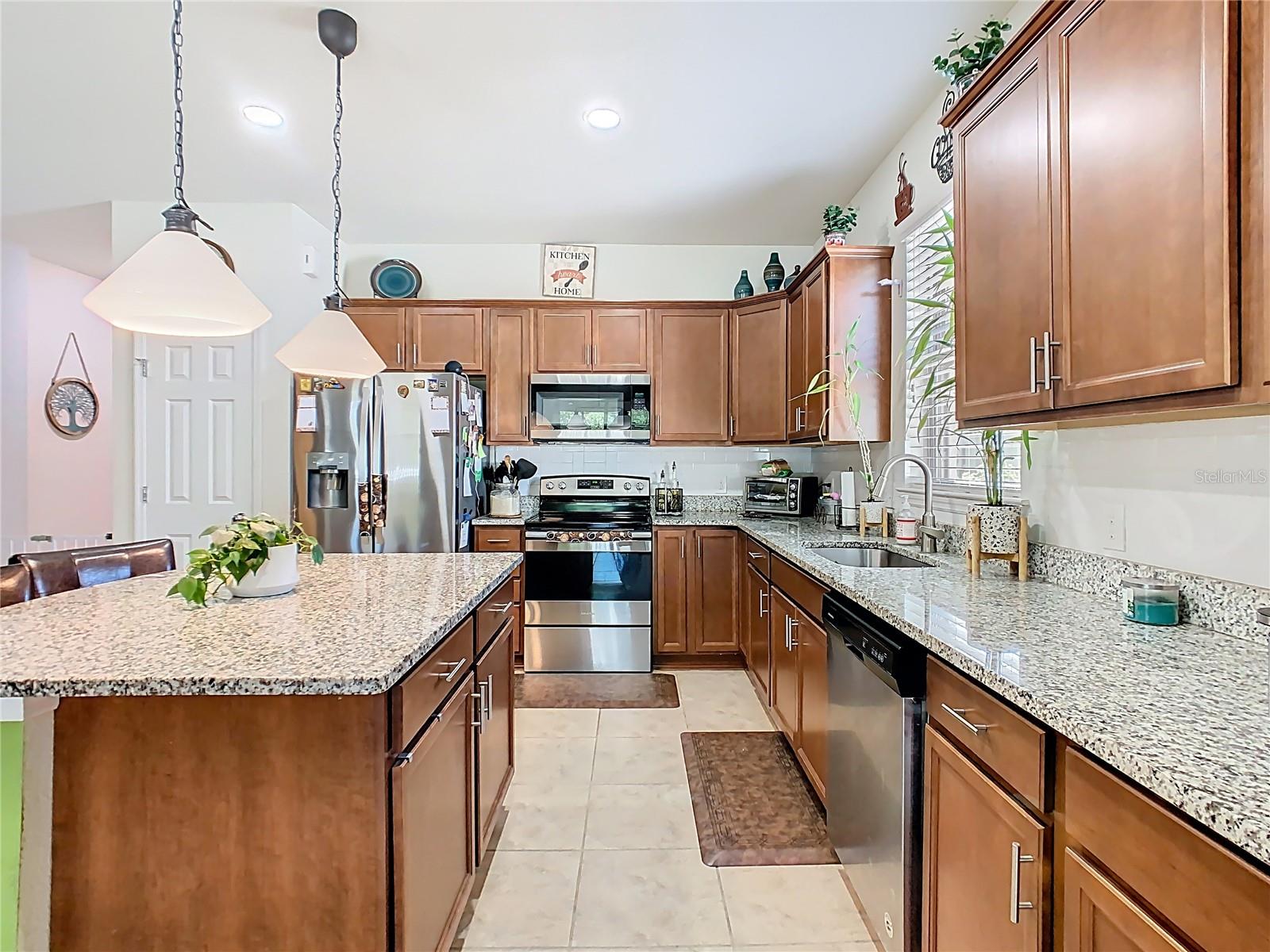 Image 12 of 60 For 8878 Hinsdale Heights Drive