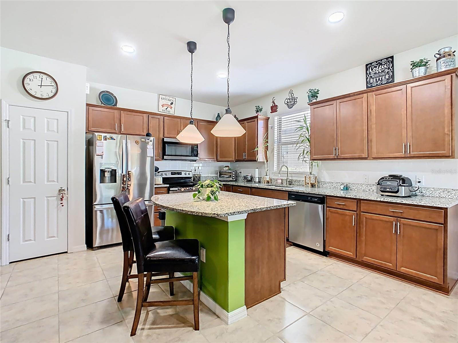 Image 14 of 60 For 8878 Hinsdale Heights Drive