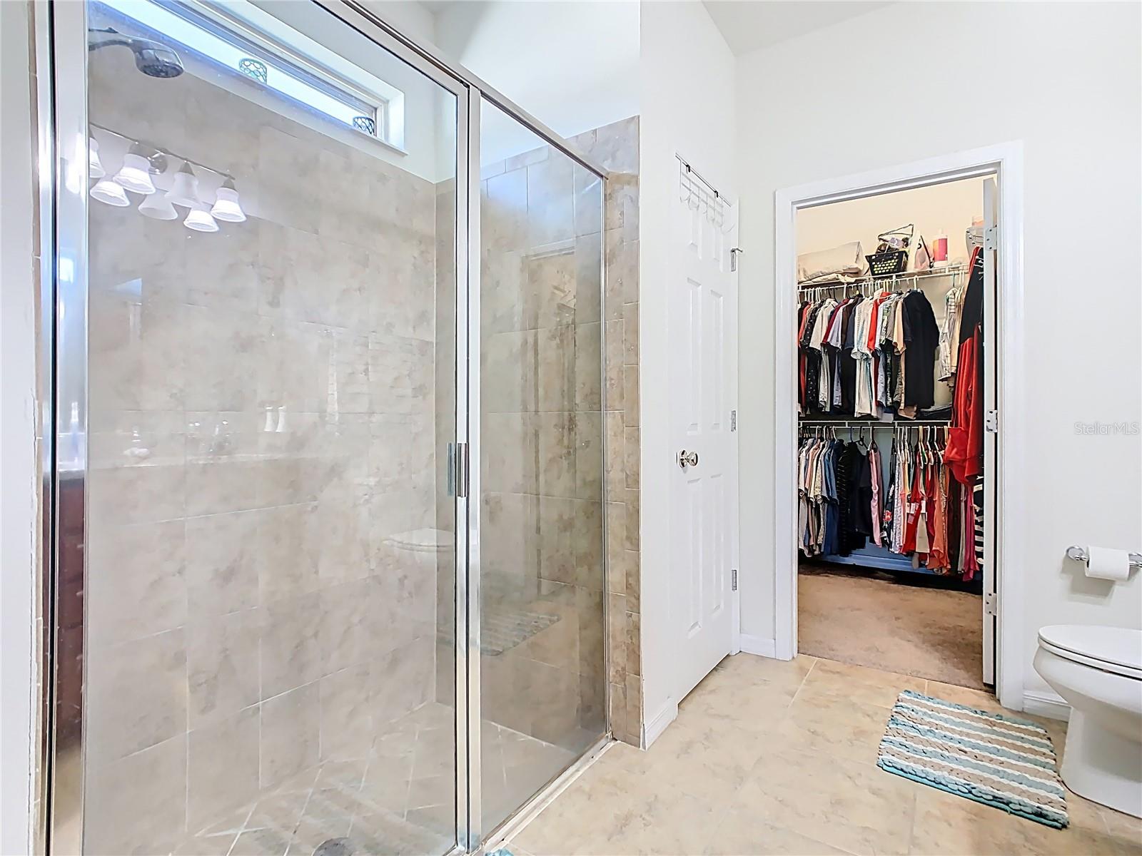 Image 25 of 60 For 8878 Hinsdale Heights Drive