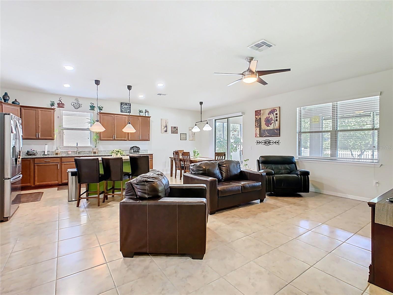 Image 4 of 60 For 8878 Hinsdale Heights Drive