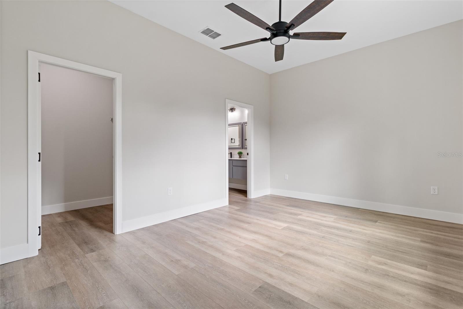 Image 18 of 46 For 9473 Camel Drive