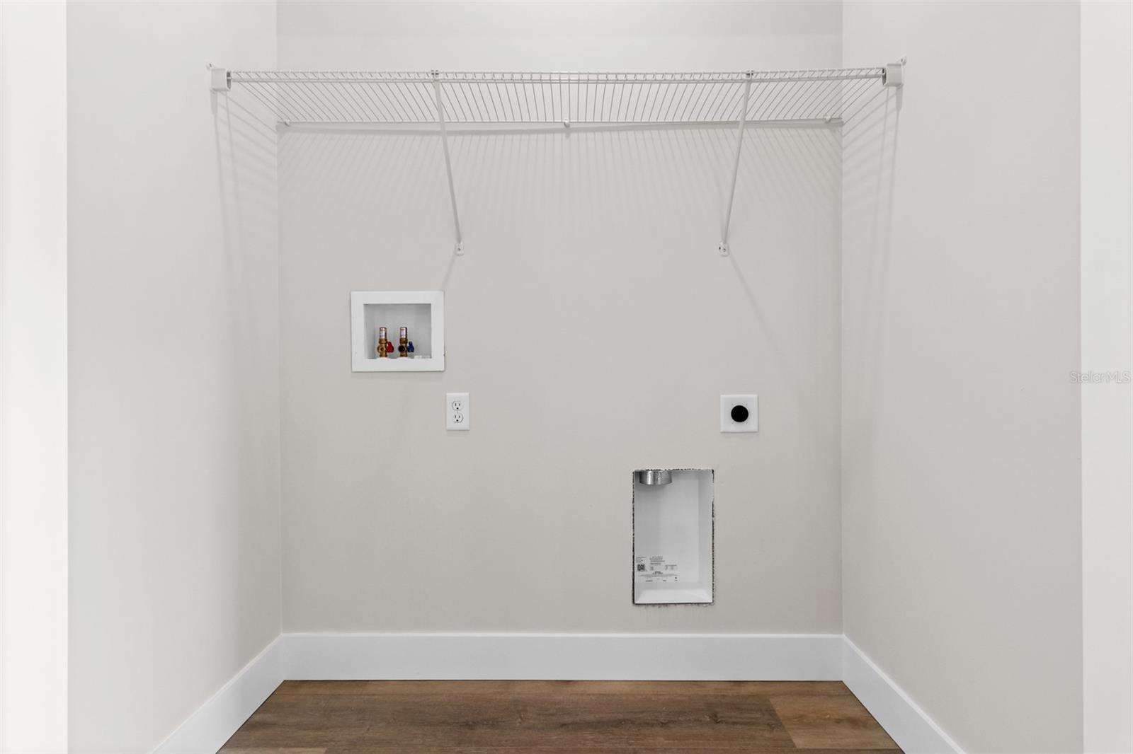 Image 22 of 46 For 9473 Camel Drive