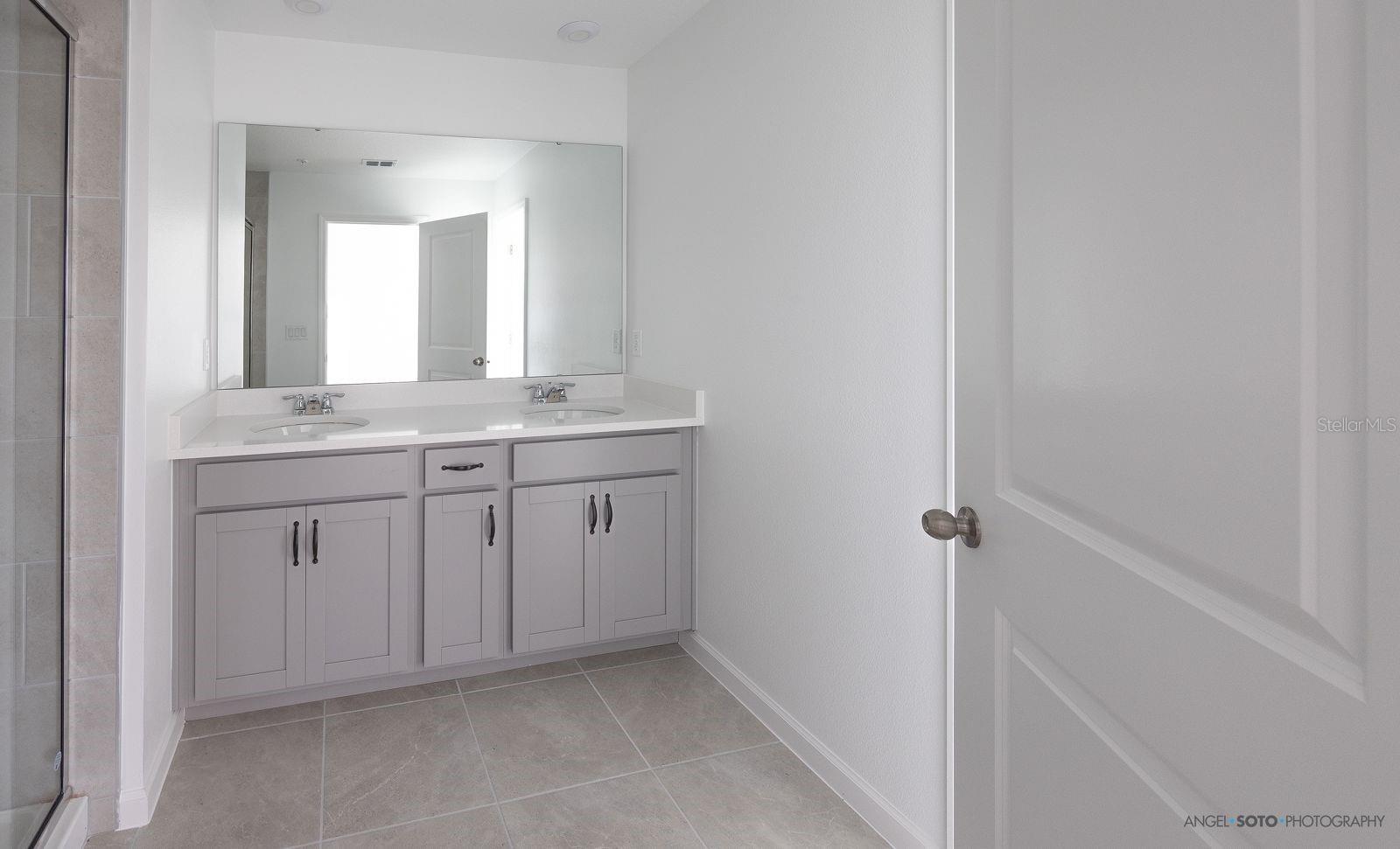 Image 4 of 12 For 7810 Clove Hitch Way