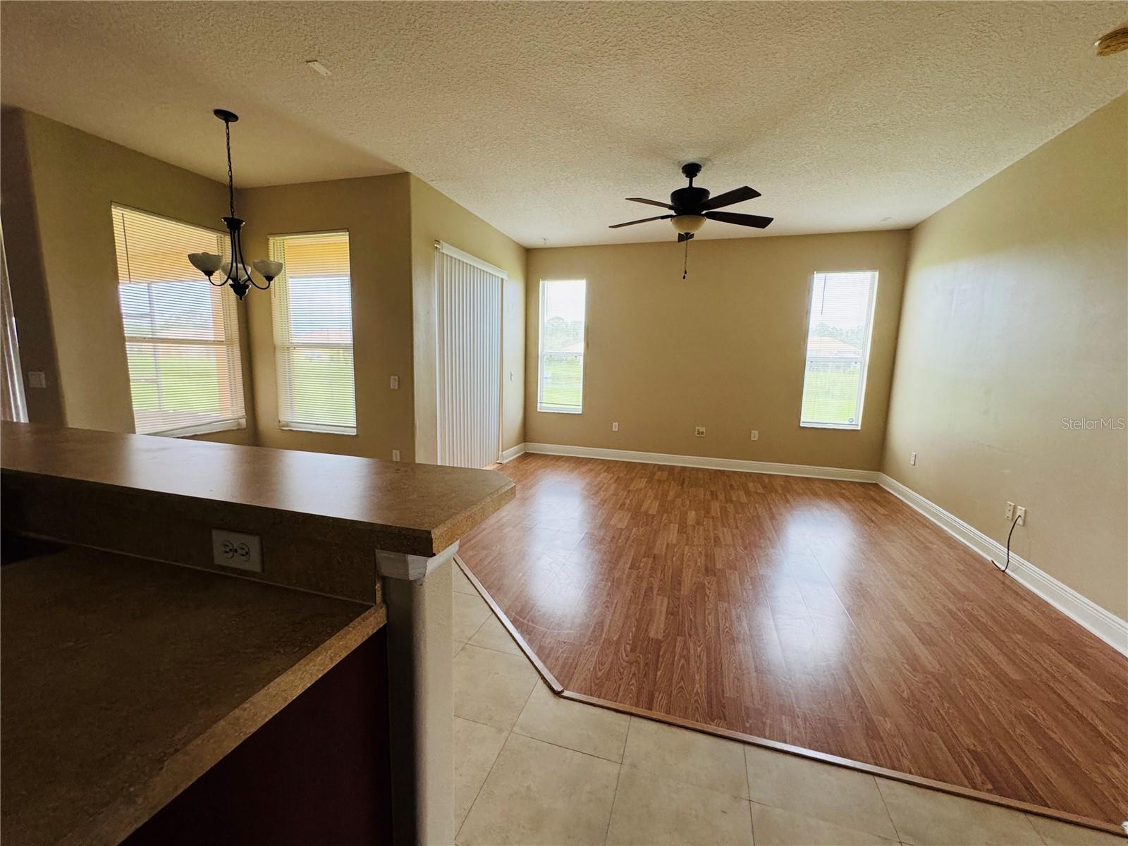 Image 11 of 17 For 4053 Clipper Court